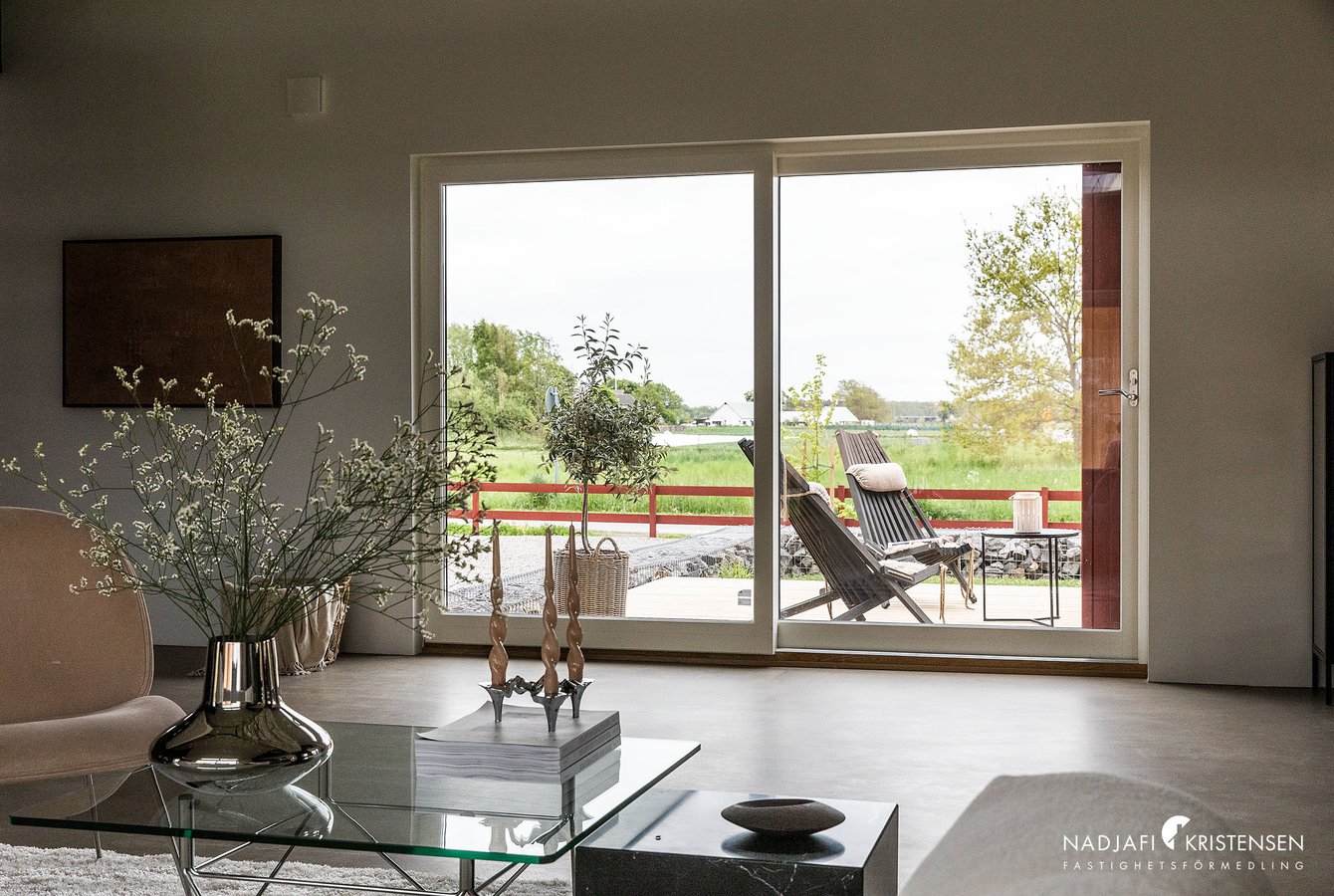 salon avec baie vitrée