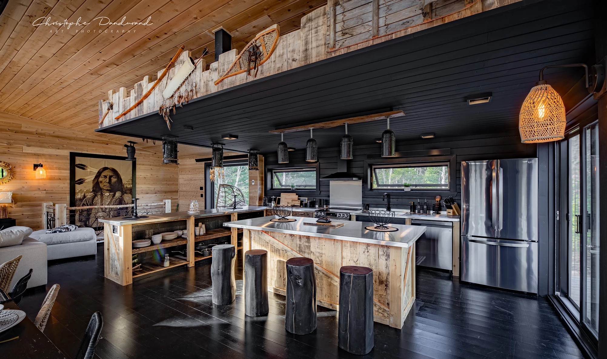 cuisine maison en bois chalet le Tipee Canada cuisine maison en bois chalet le Tipee Canada