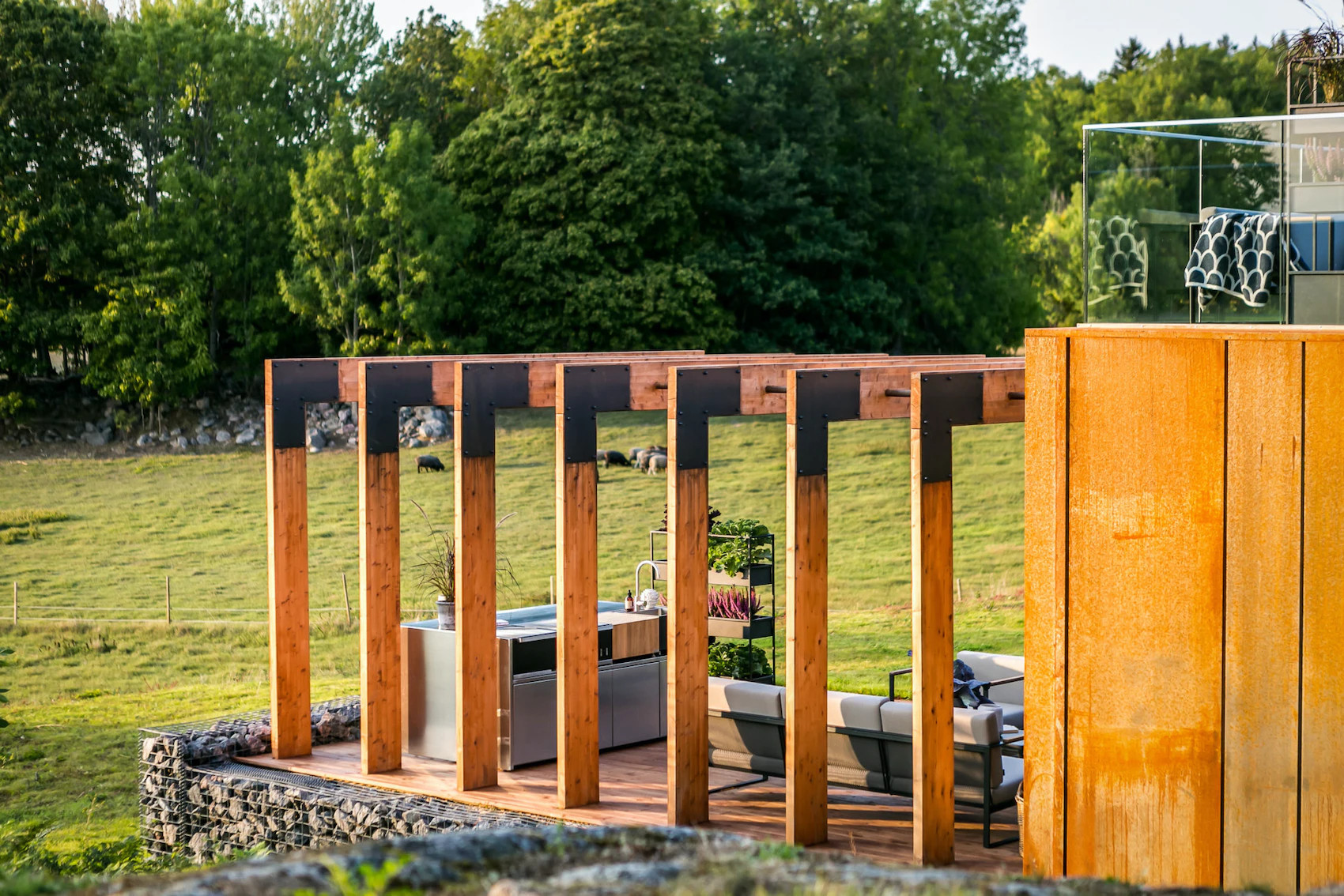 terrasse maison container avec pergola bois terrasse maison container avec pergola bois