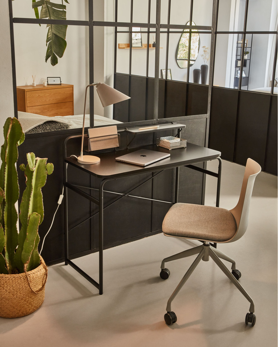bureau dans entrée bureau dans entrée