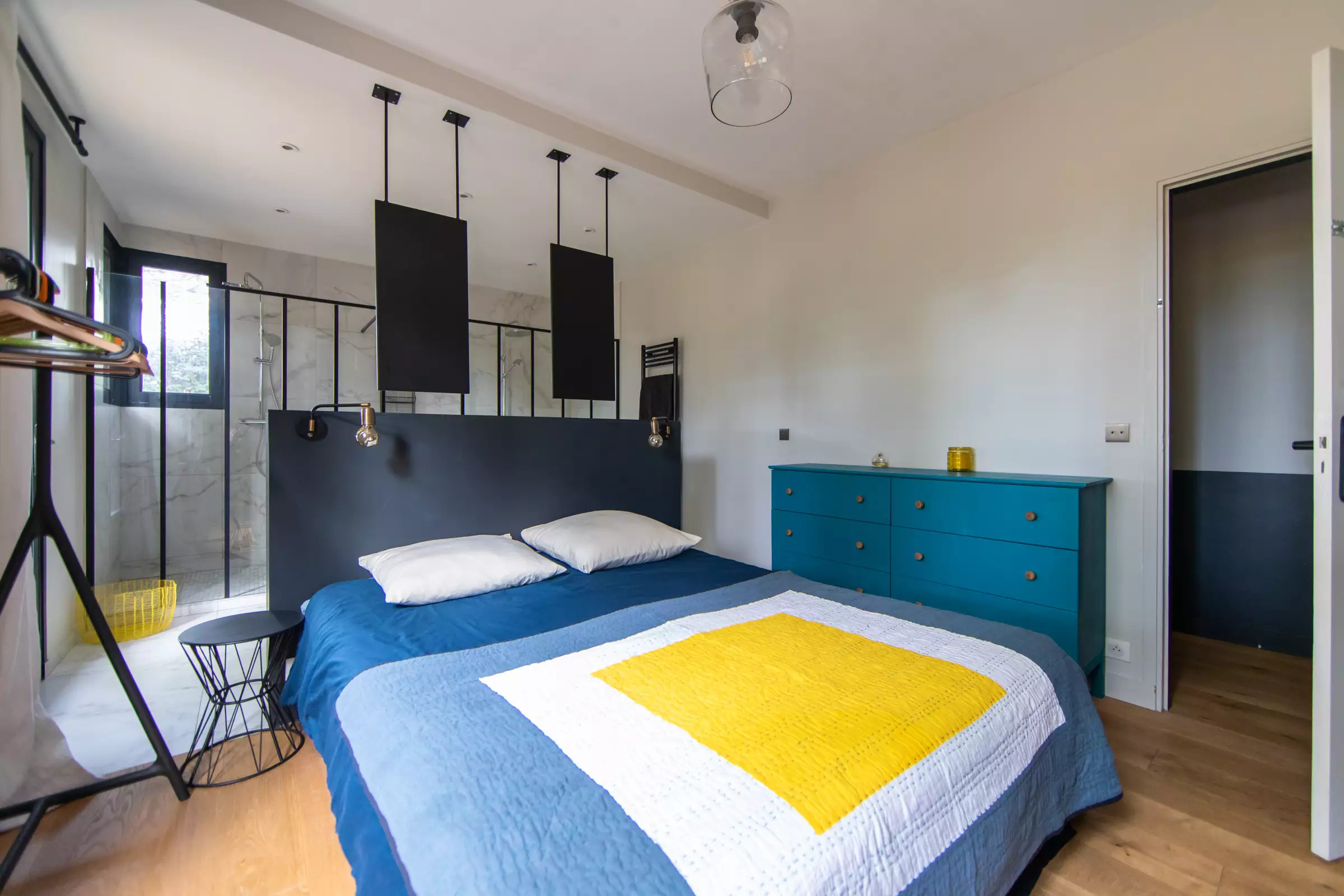 chambre avec salle de bain maison architecte villa Neutra Le Cap Ferret
