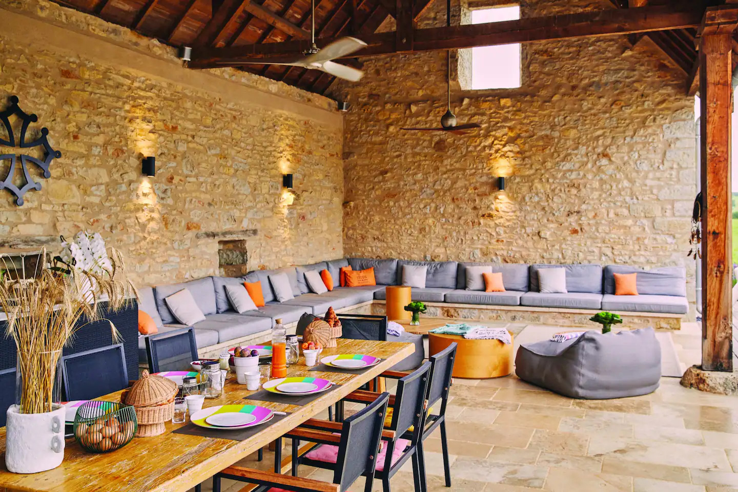 terrasse abritée maison en pierre "les maisons d terrasse abritée maison en pierre "les maisons d'en face"