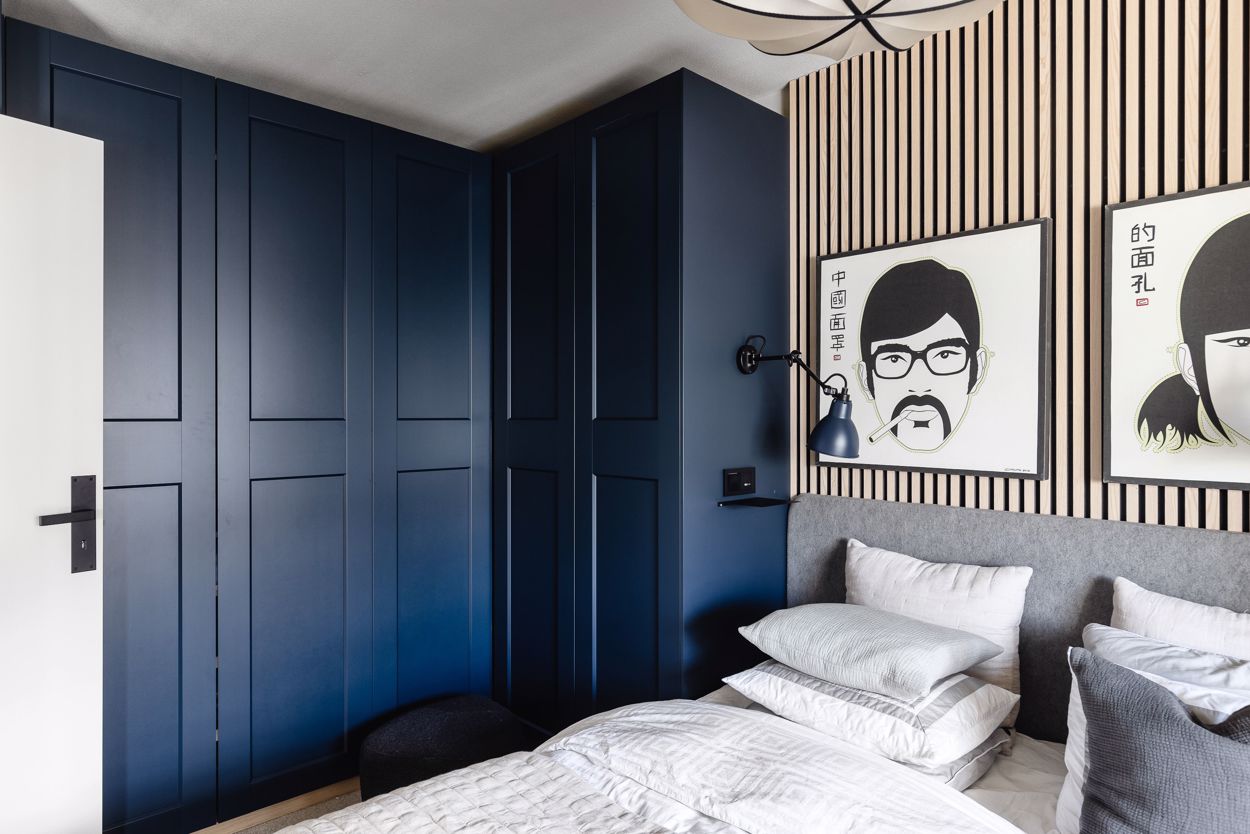 chambre mur tasseau de bois