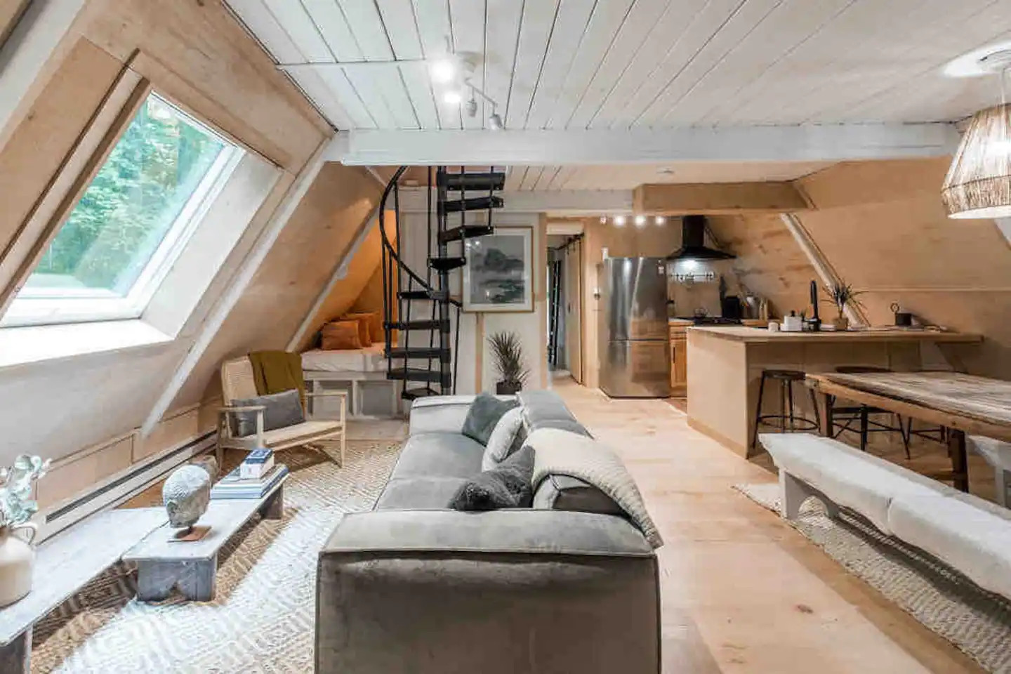 salon décoration contemporaine maison A-Frame salon décoration contemporaine maison A-Frame