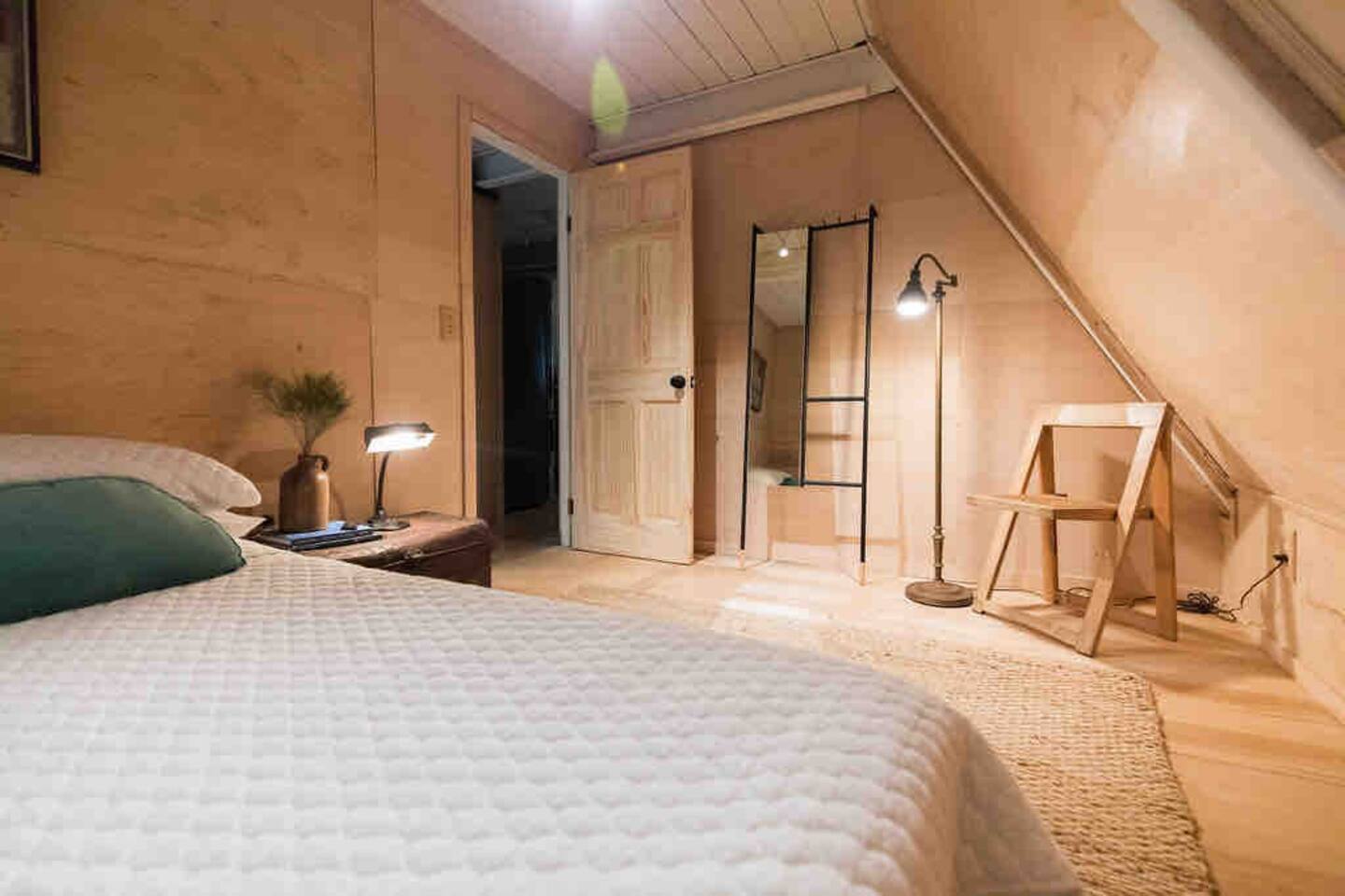 chambre sous comble maison A-Frame chambre sous comble maison A-Frame