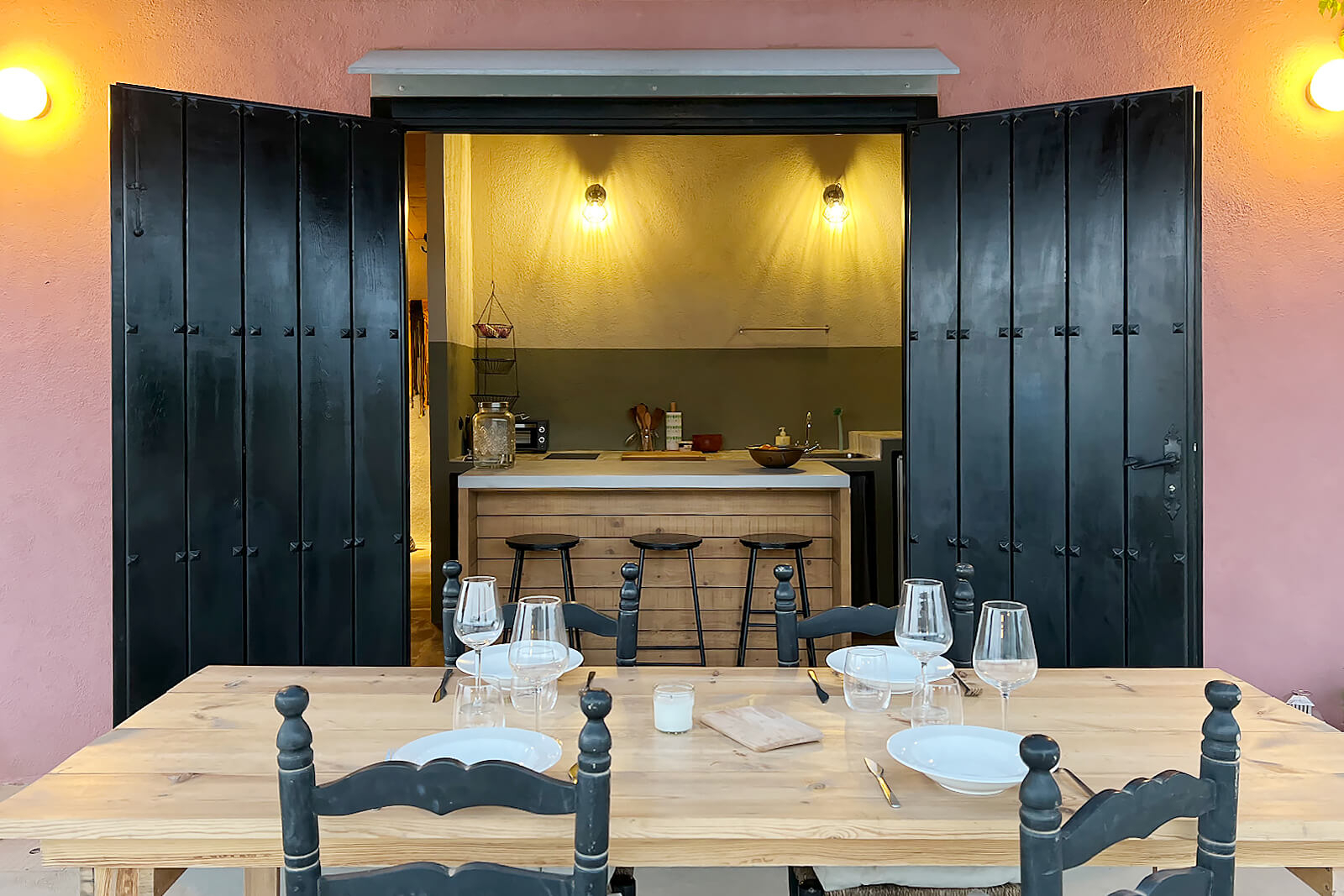 salle à manger terrasse maison rustique