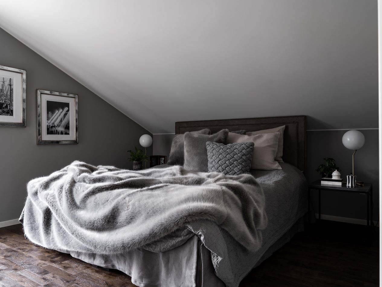 chambre mansardée décoration contemporaine