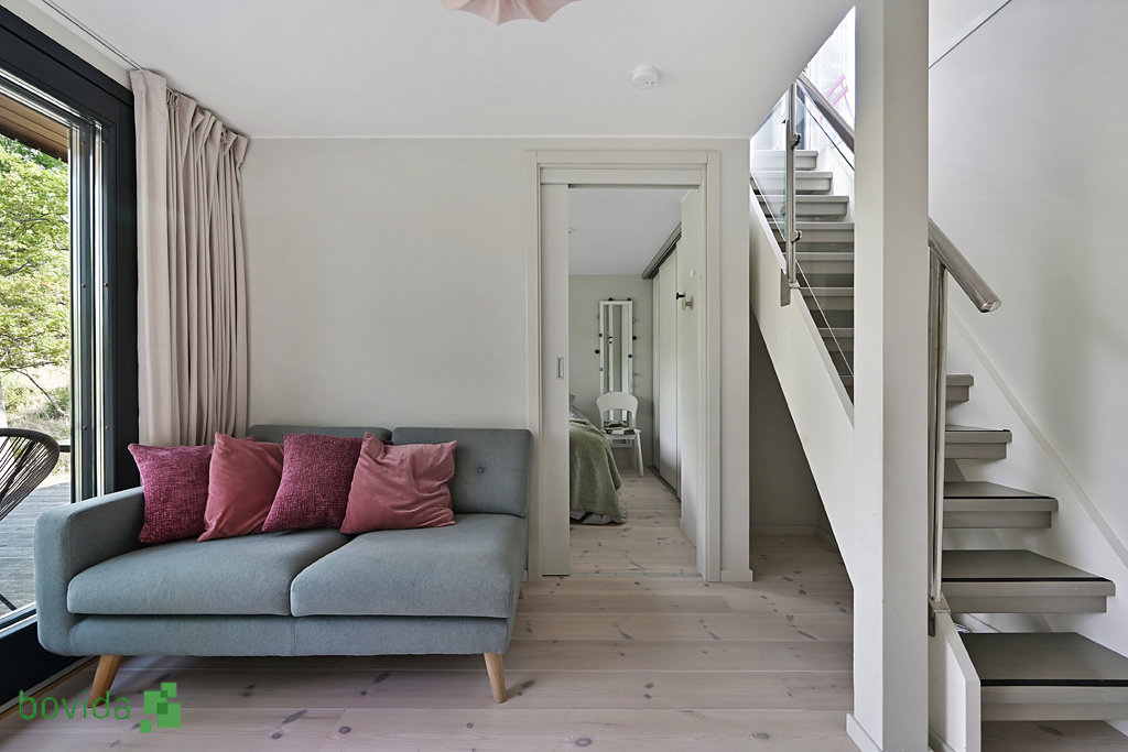 salon avec escalier design