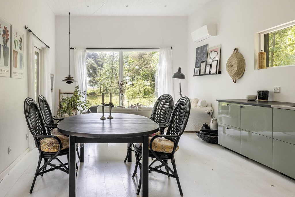 salle à manger dans cuisine