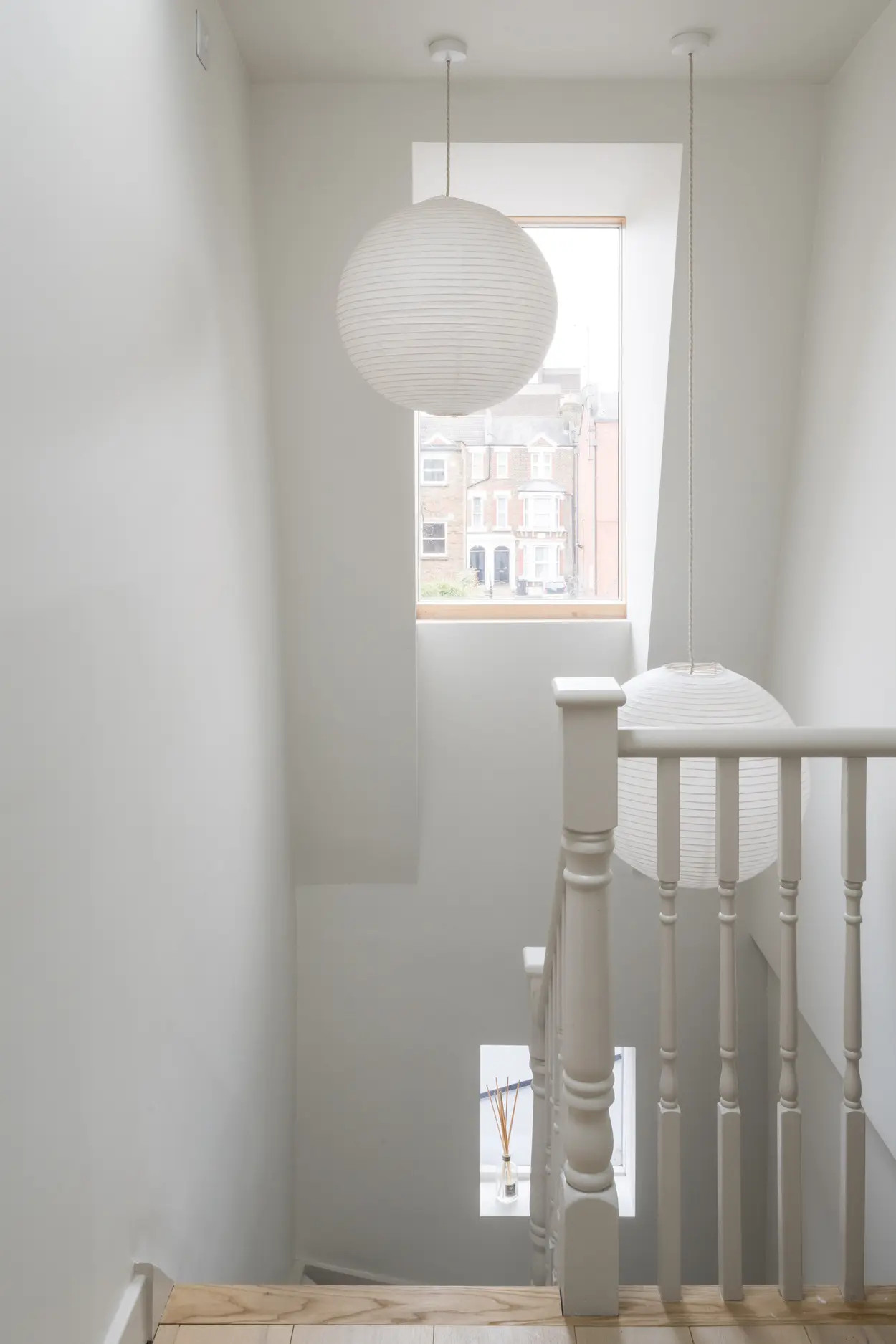 escalier laqué blanc