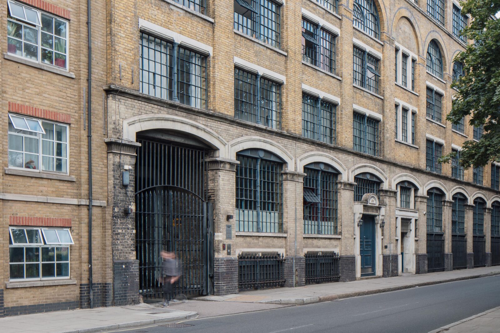 façade ancien bâtiment industriel Londres façade ancien bâtiment industriel Londres
