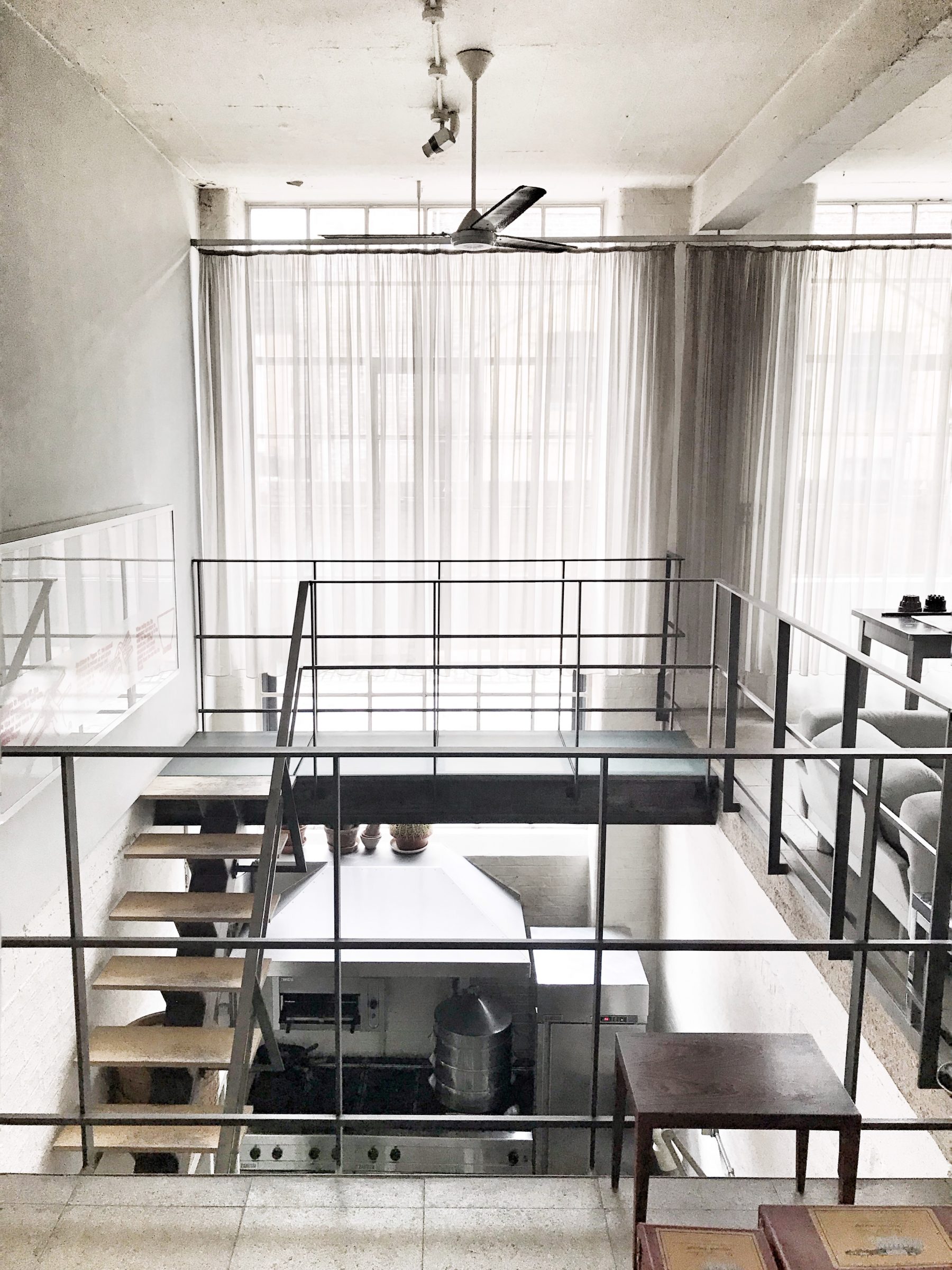 escalier et mezzanine