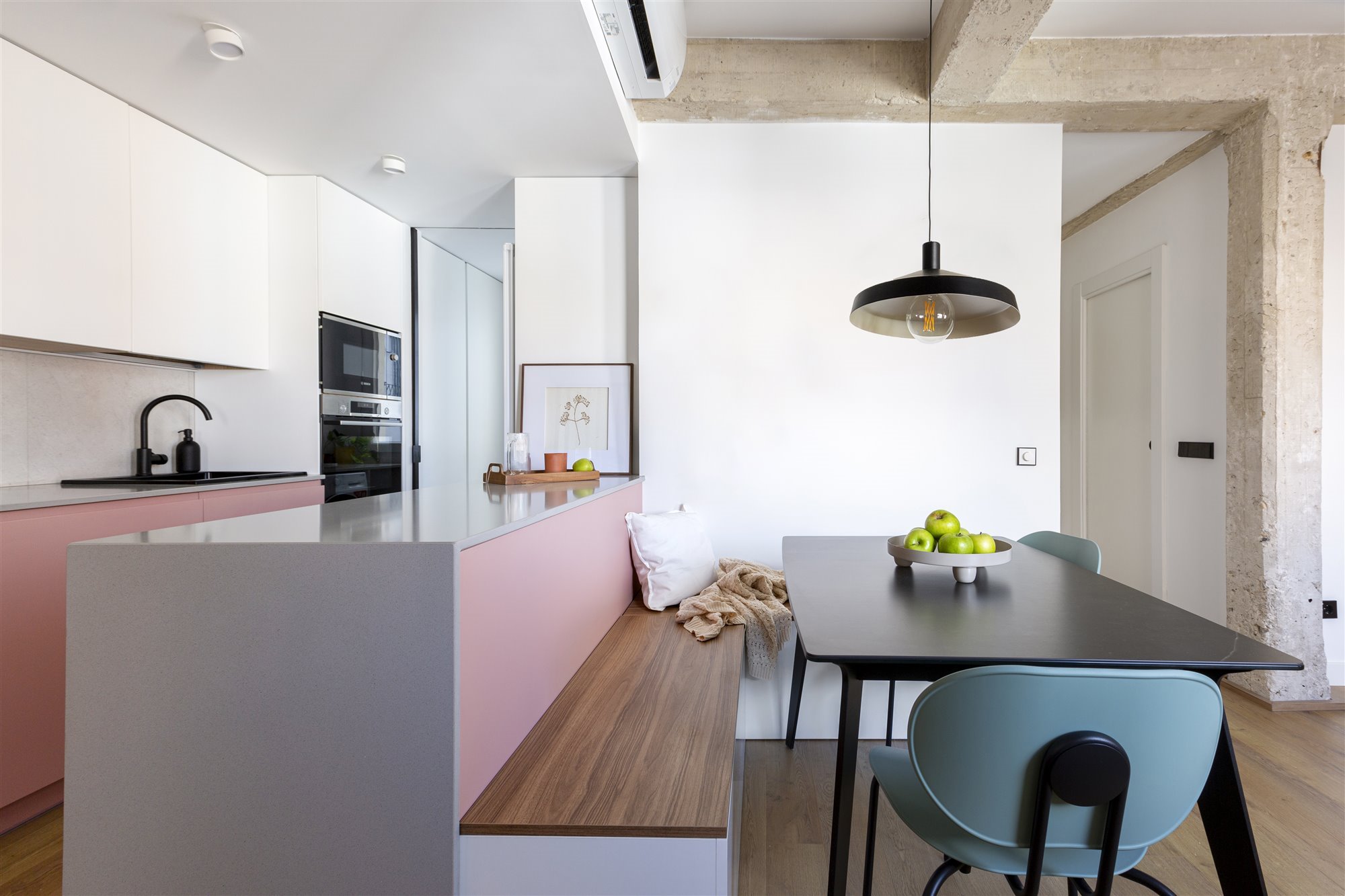 cuisine rose avec coin repas cuisine rose avec coin repas