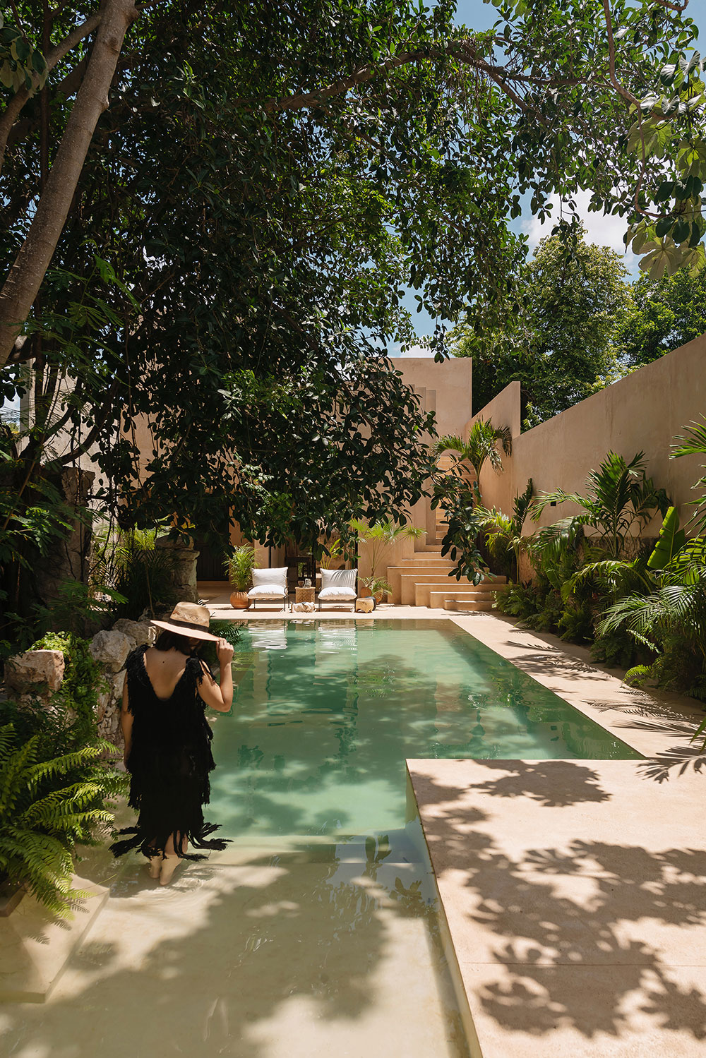 jardin avec piscine maison ancienne rénovée Mexique