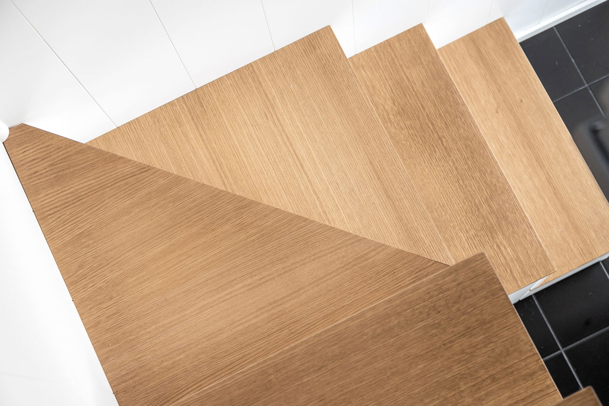 escalier design en bois 