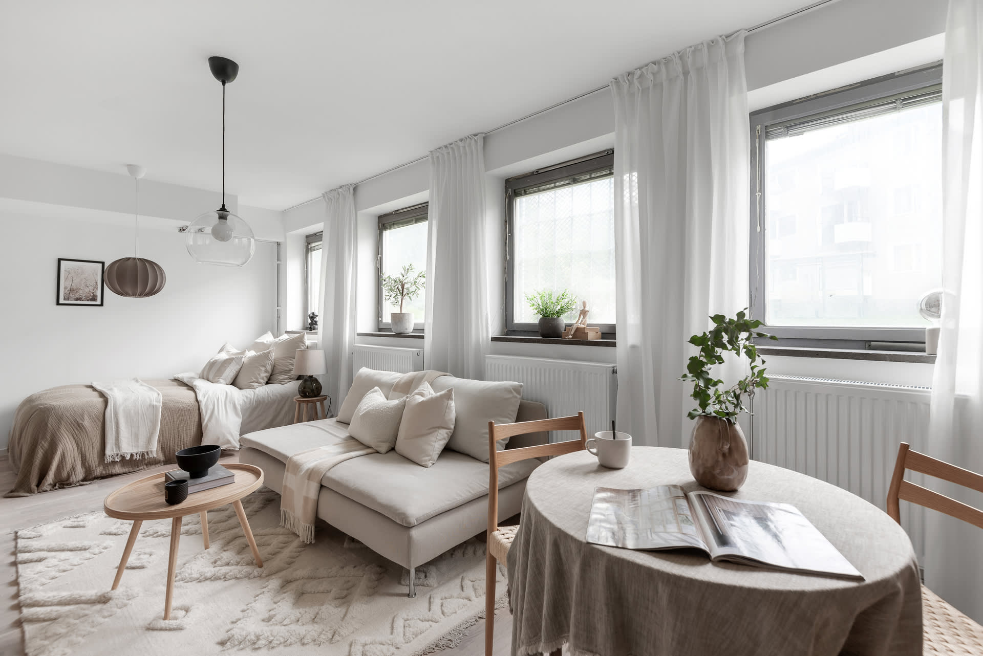 salon et chambre studio 31m2 décoration beige
