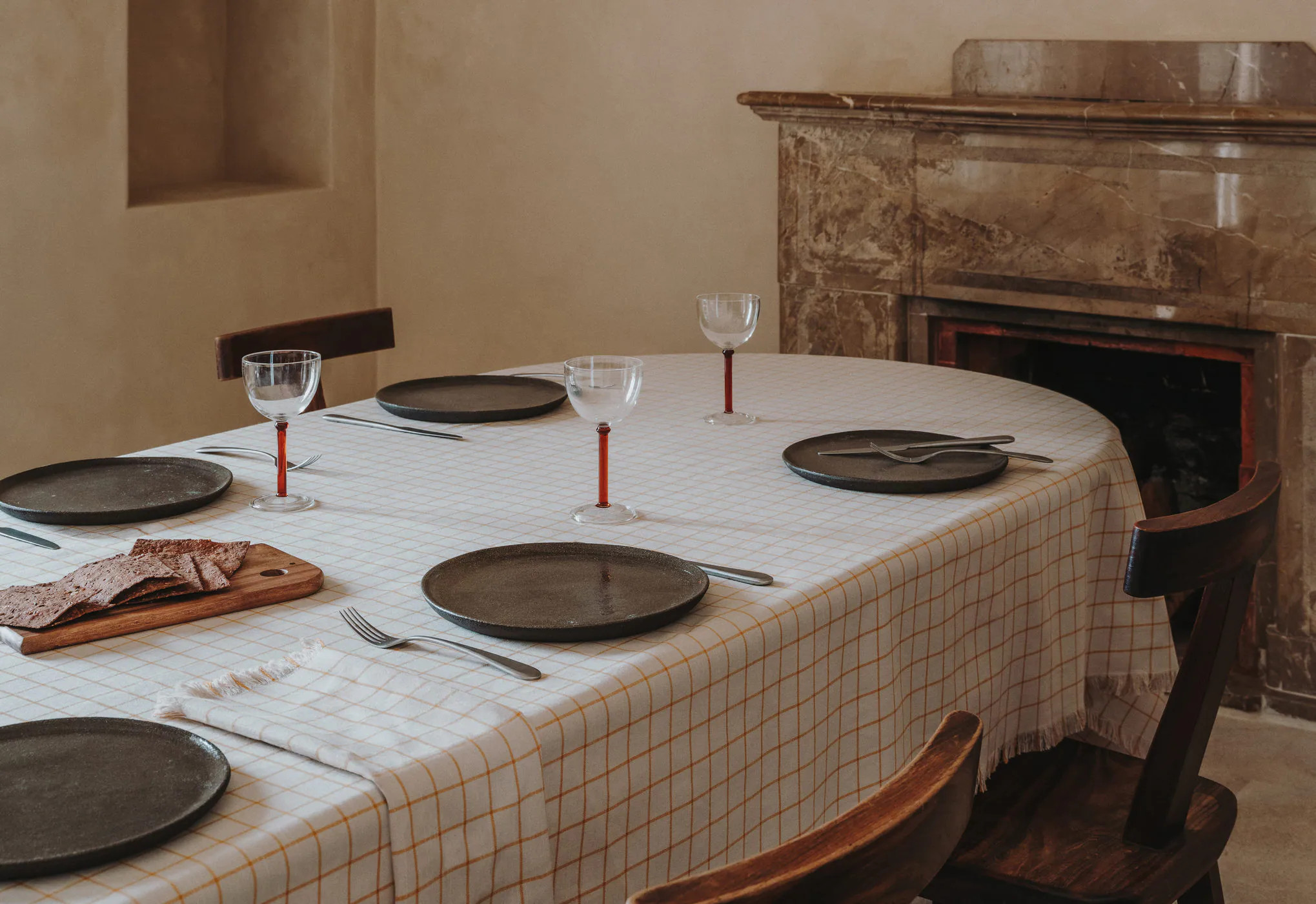 salle à manger avec cheminée marbre 