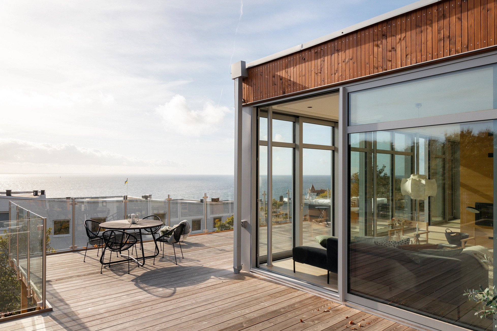 maison en bois avec terrasse vue mer maison en bois avec terrasse vue mer