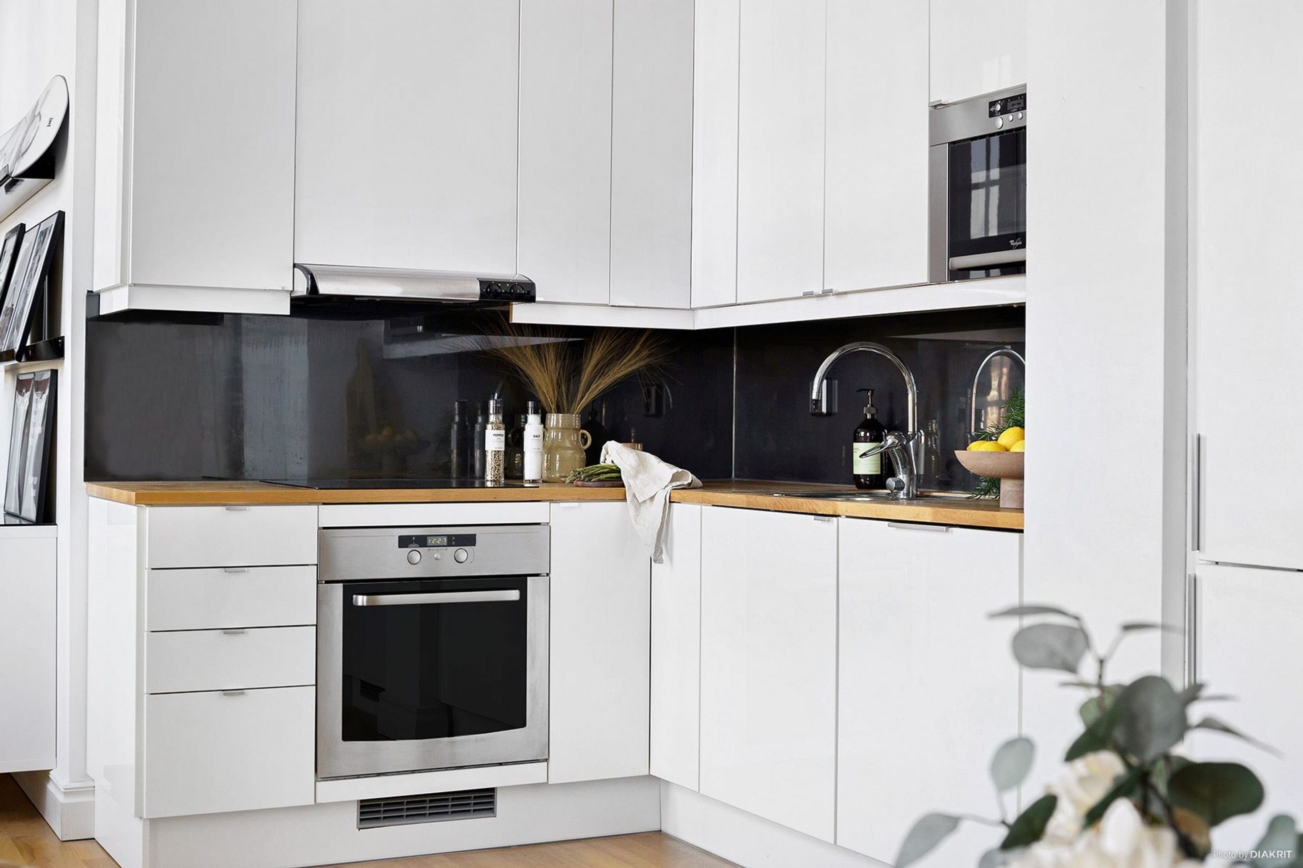 cuisine blanche moderne en angle cuisine blanche moderne en angle