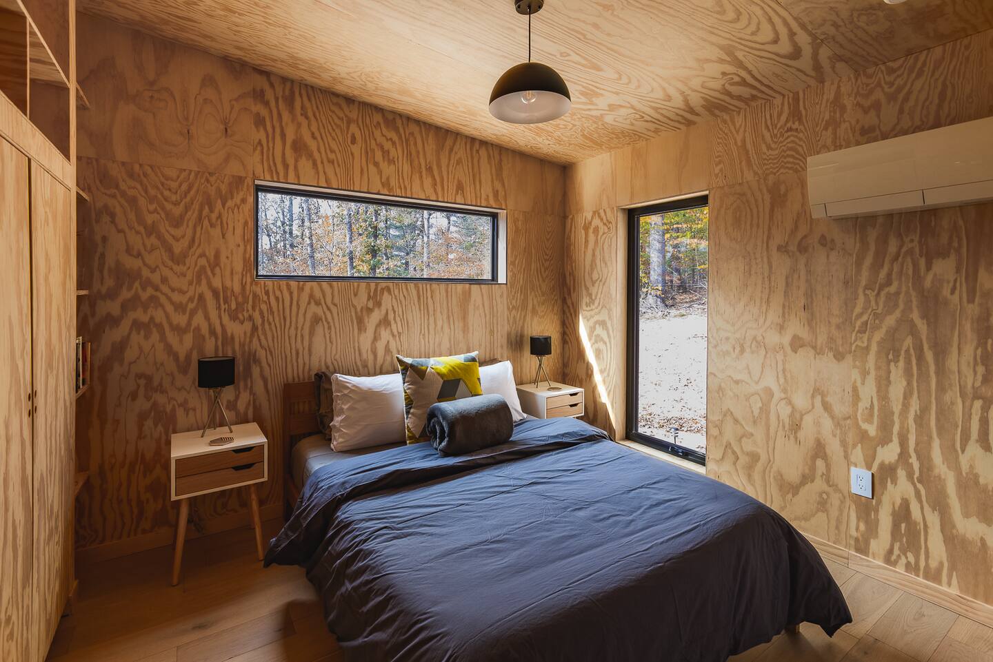 chambre maison murs contreplaqué