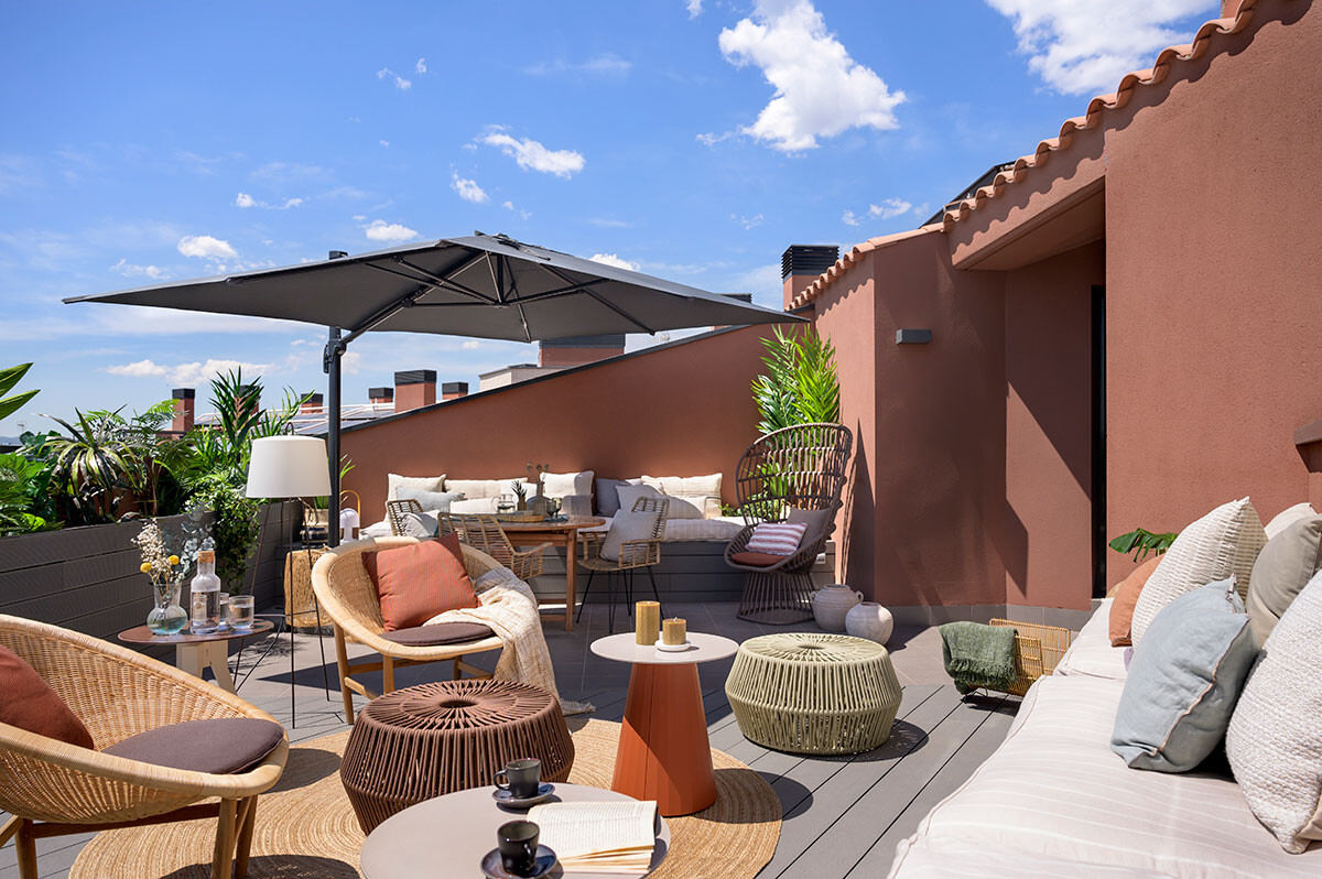 terrasse en plein ciel aménagée comme un salon terrasse en plein ciel aménagée comme un salon