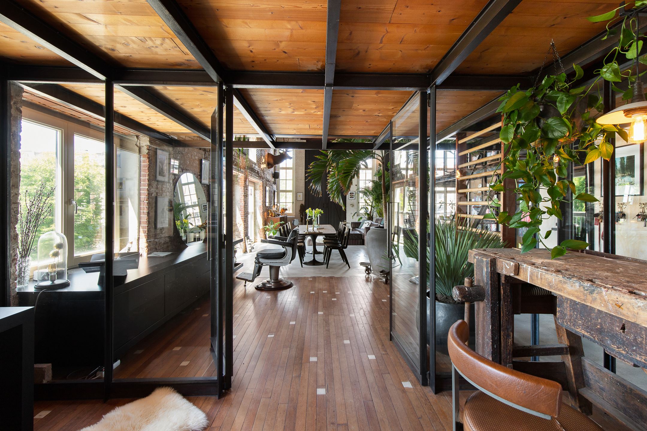 bureau loft Amsterdam