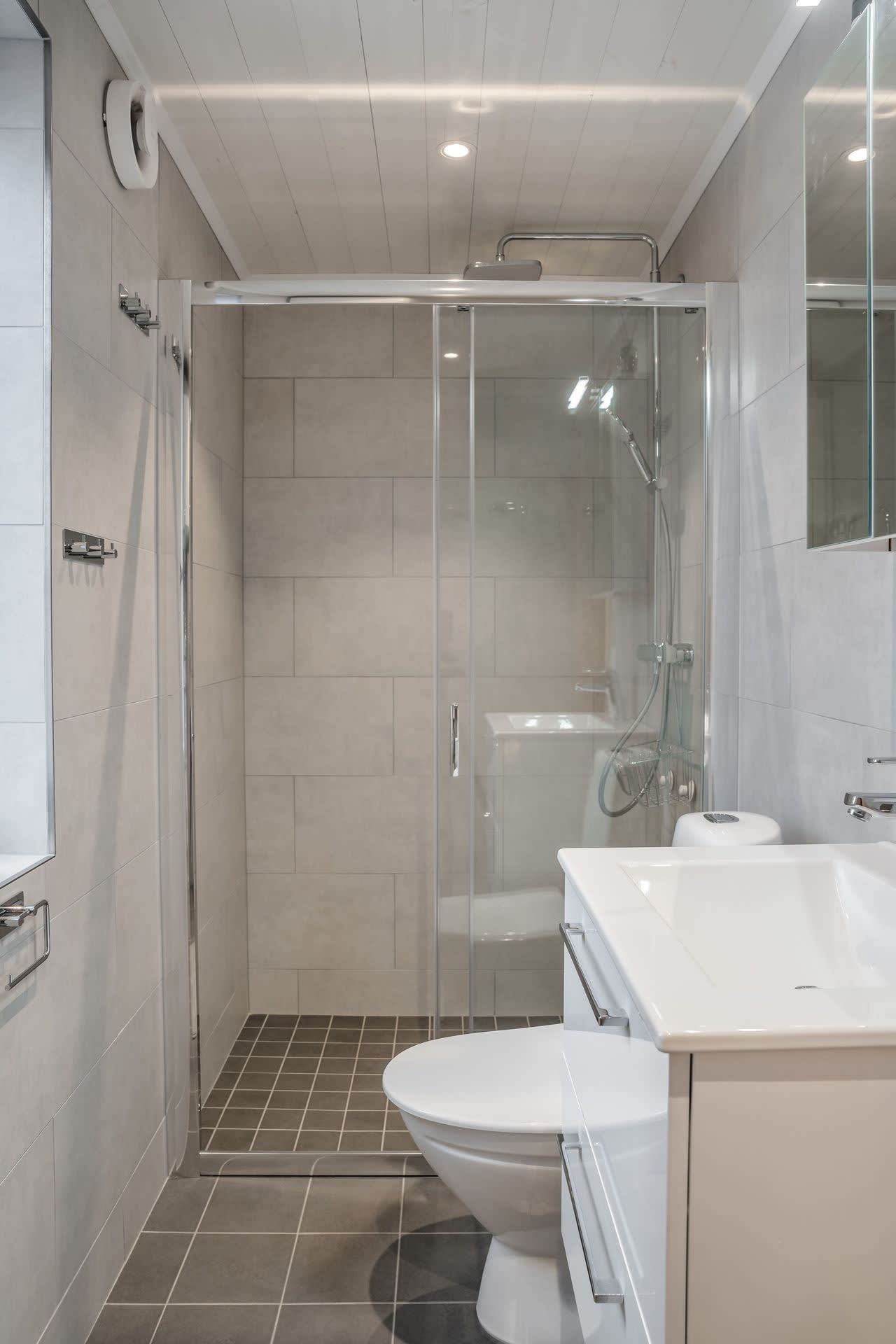 salle de bain avec douche à l salle de bain avec douche à l'italienne