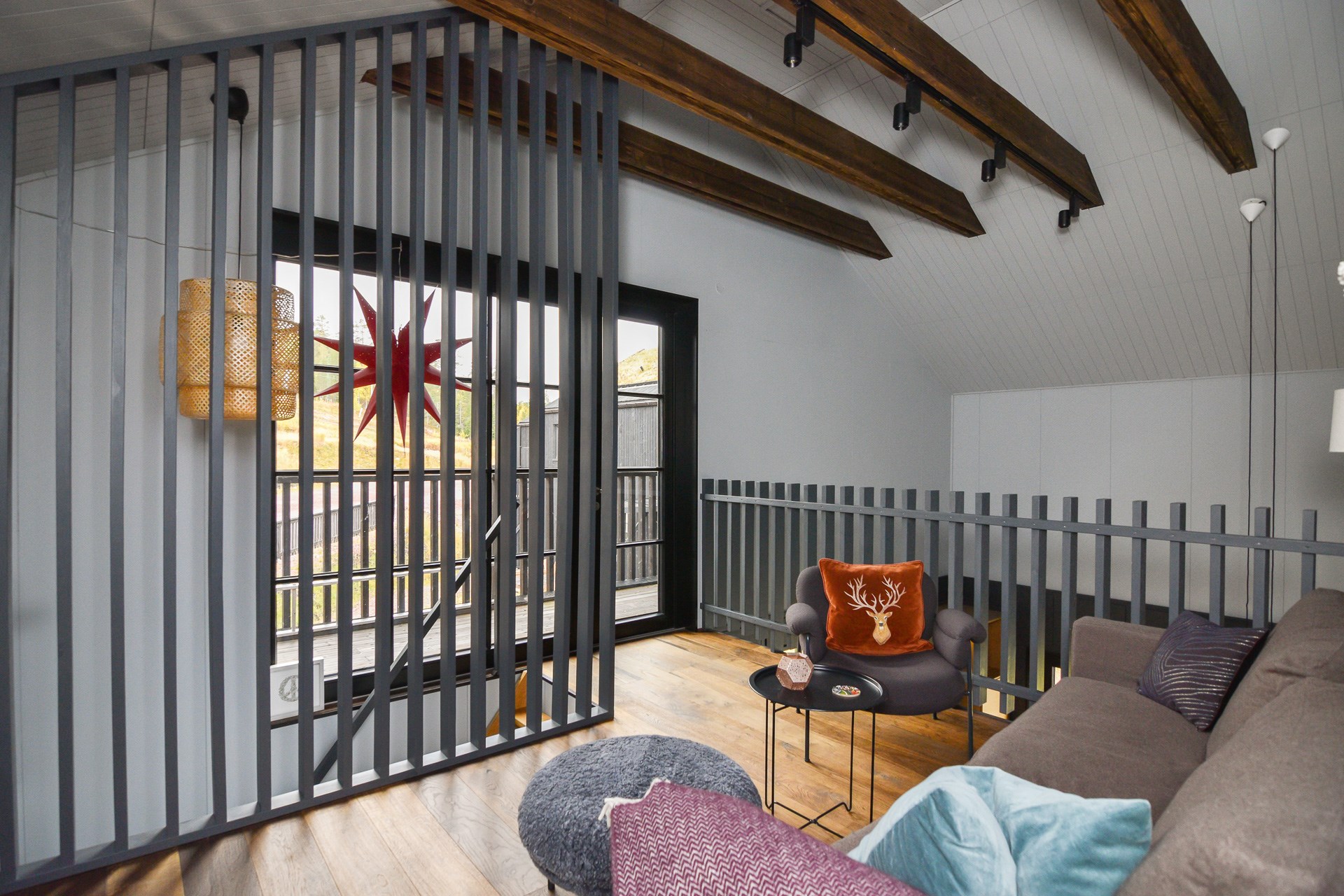mezzanine chalet noir contemporain mezzanine chalet noir contemporain