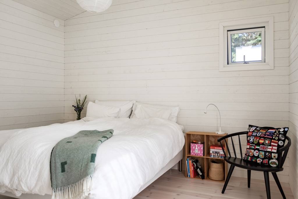 chambre minimaliste maison en bois