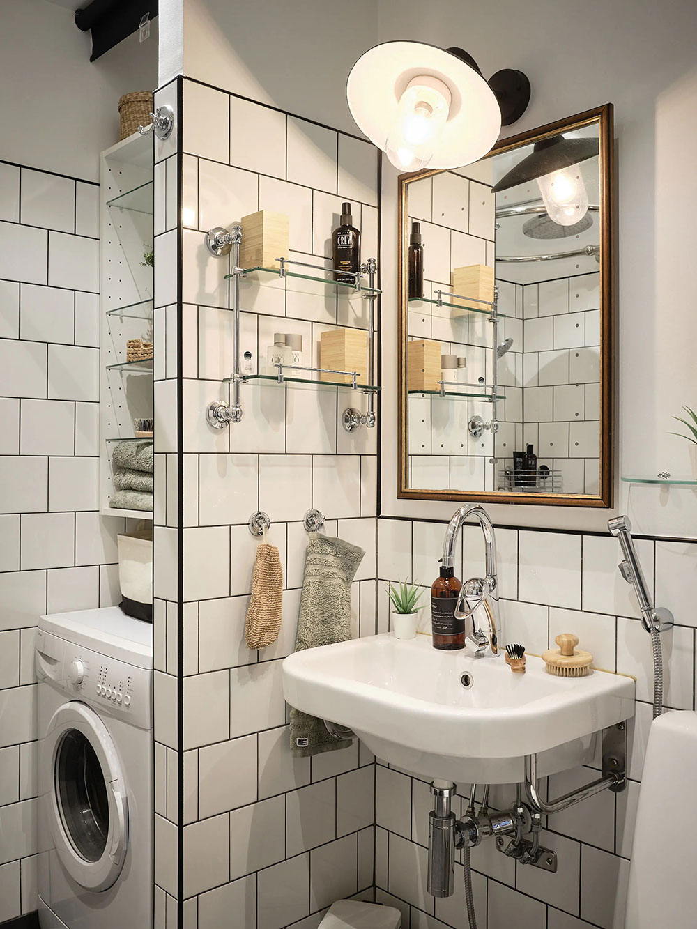 salle de bain carrelage blanc
