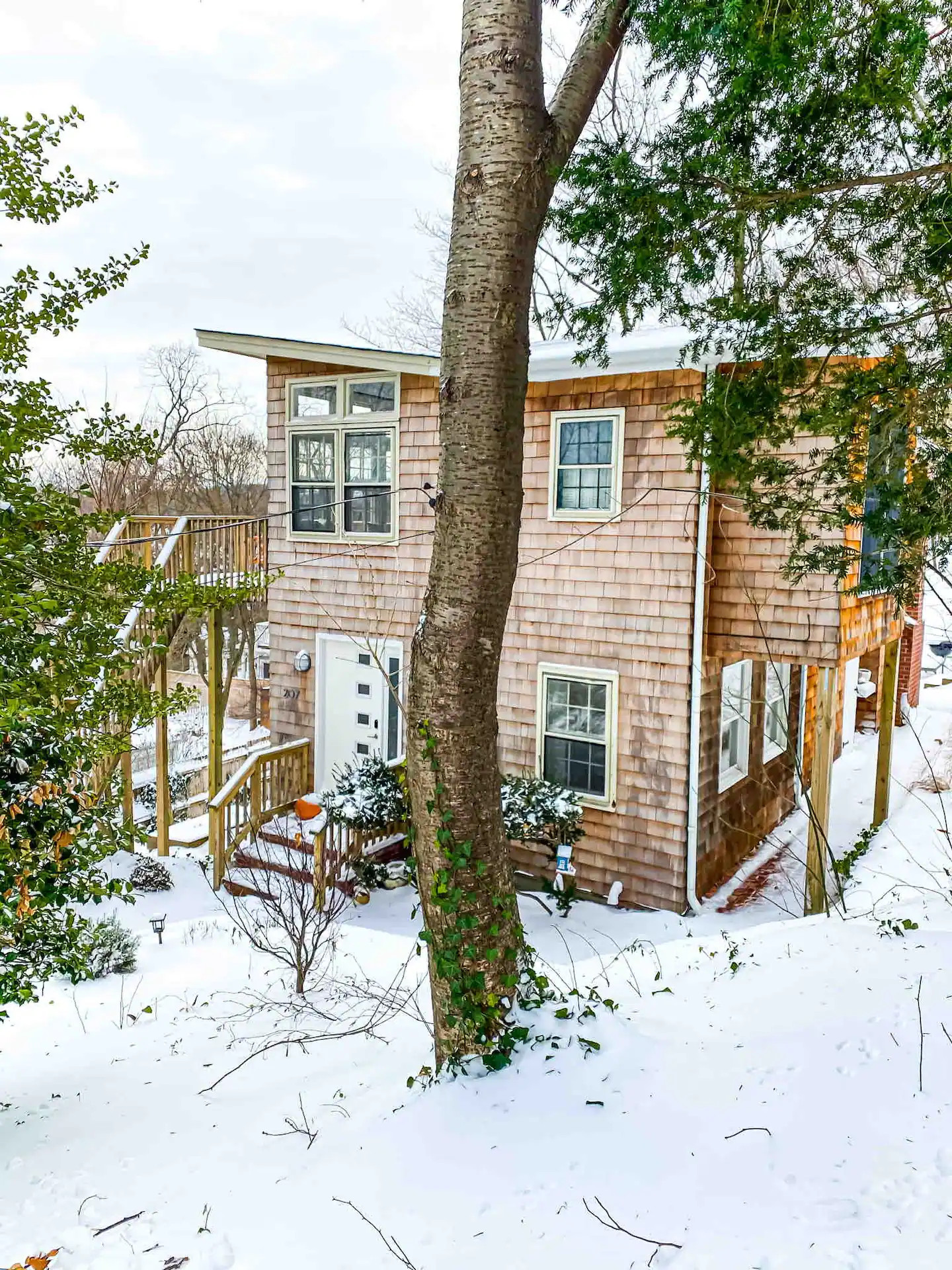 maison en bois dans la neige maison en bois dans la neige