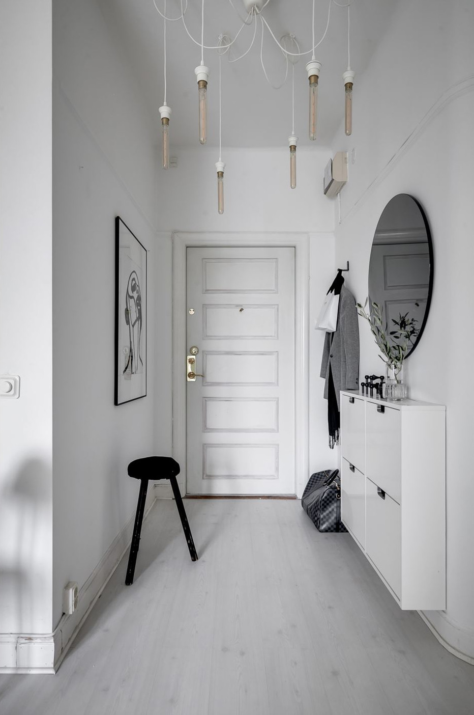 entrée avec miroir et meuble à chaussures entrée avec miroir et meuble à chaussures