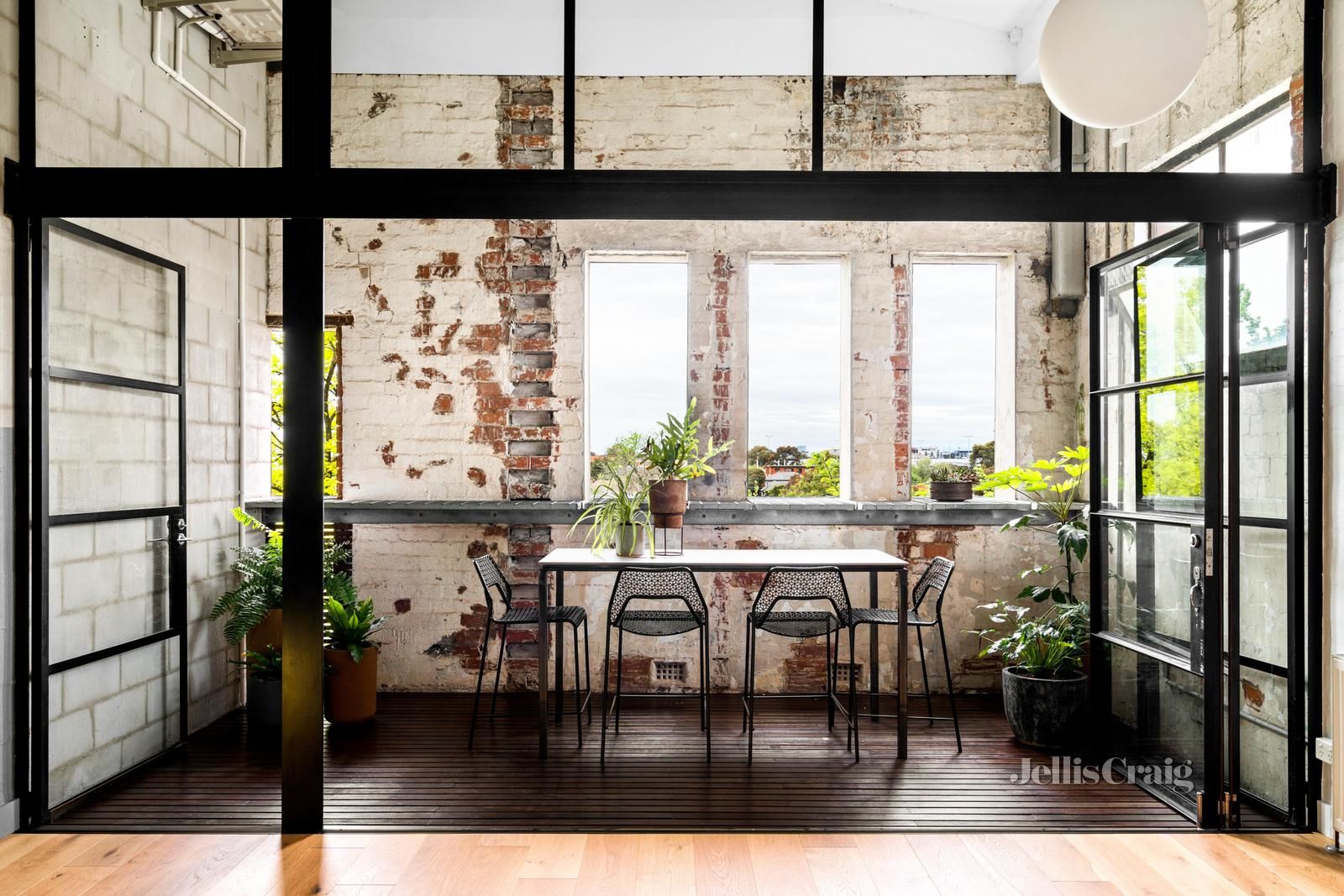 salle à manger avec verrières maison loft salle à manger avec verrières maison loft