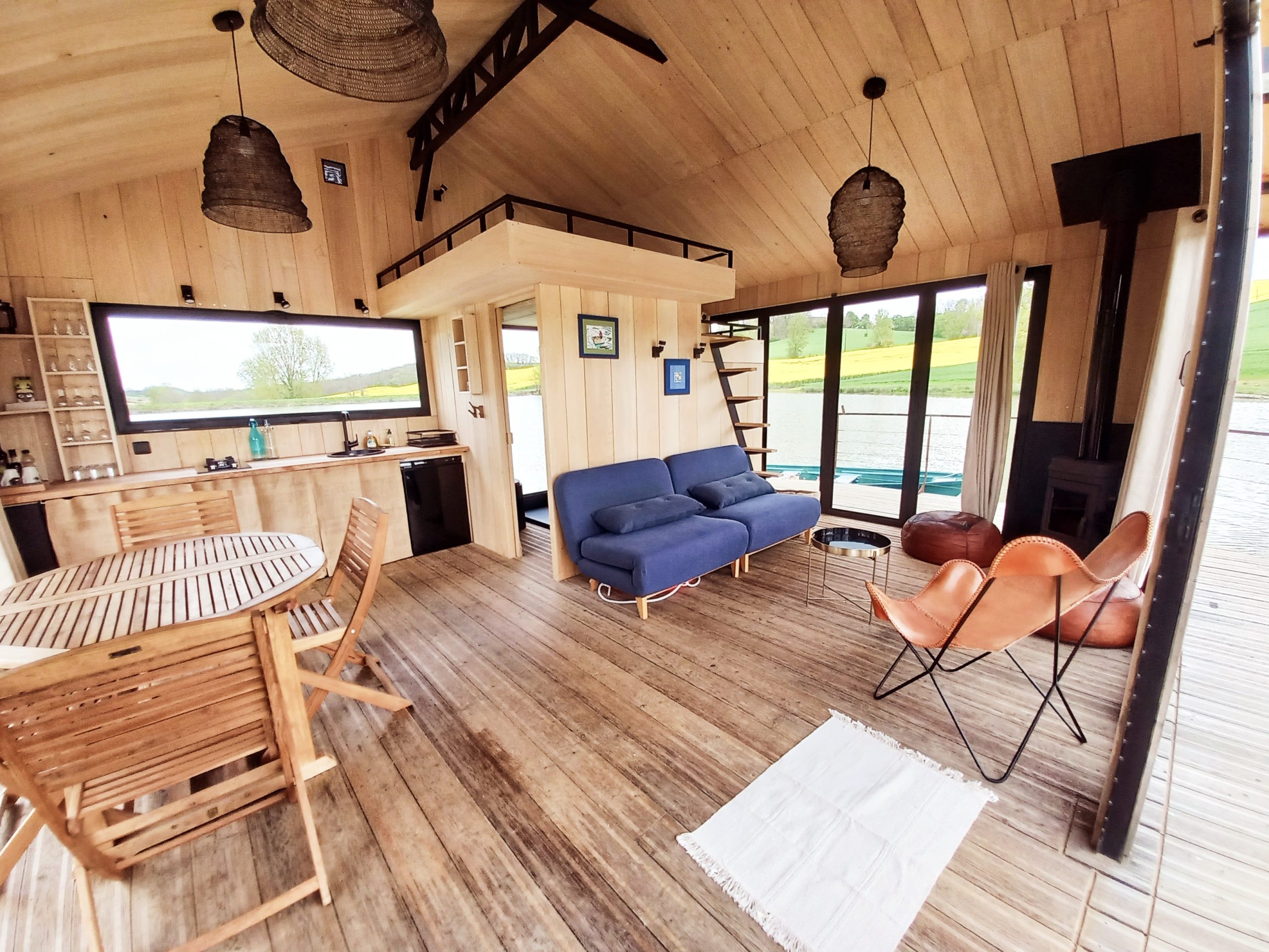 salon maison en bois