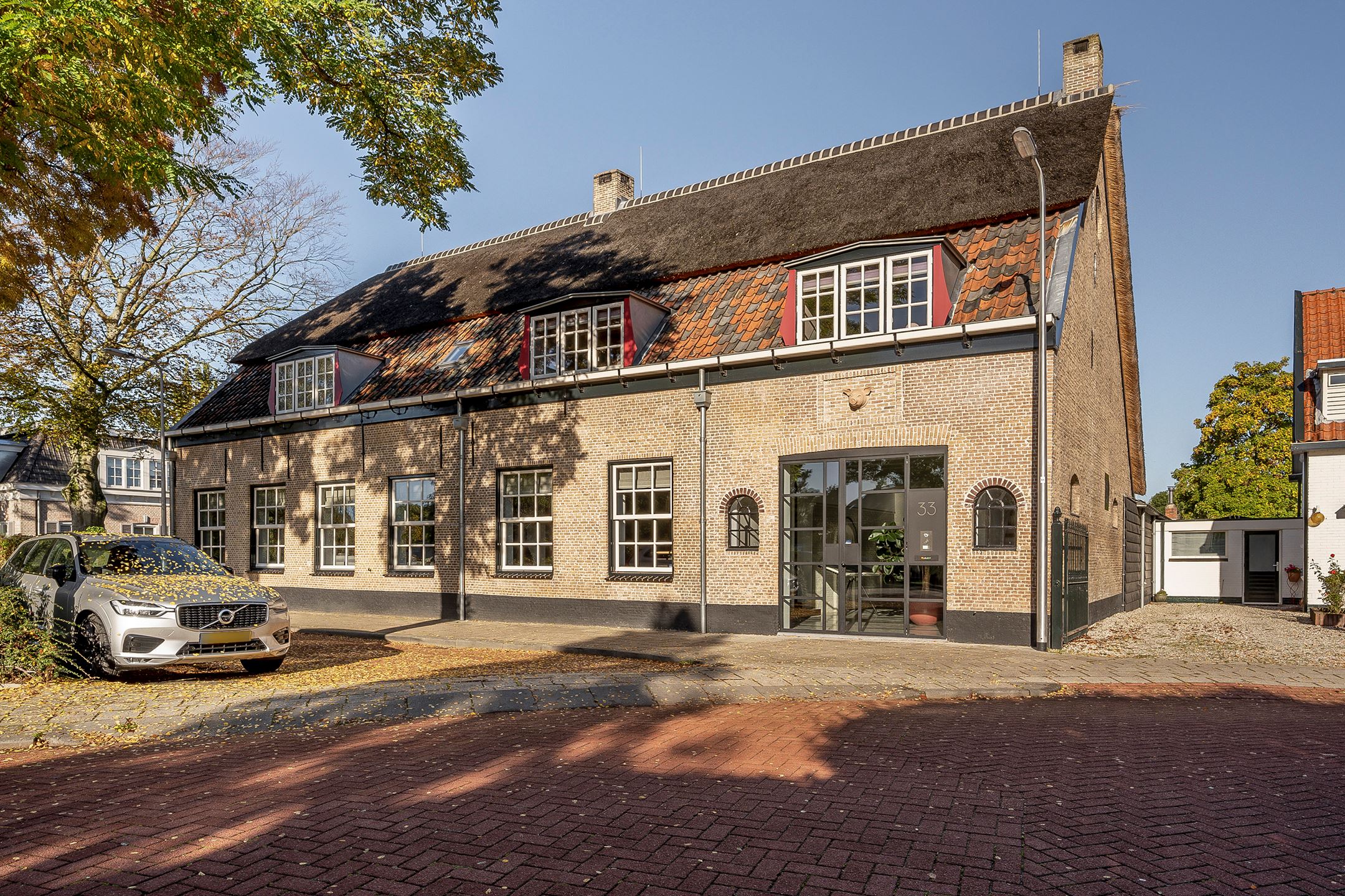 grande maison familiale rénovée façade briques grande maison familiale rénovée façade briques