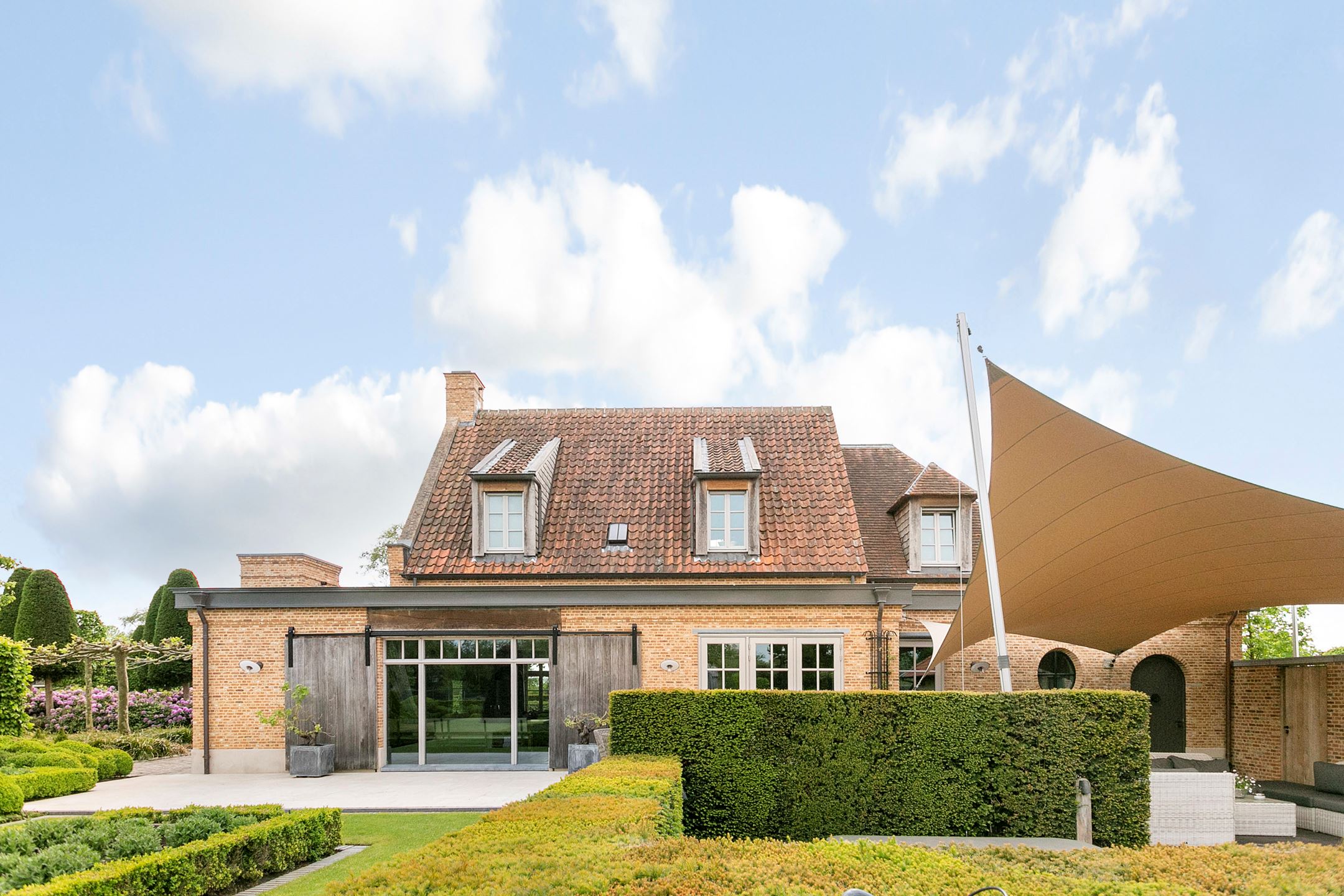 maison façade briques maison façade briques