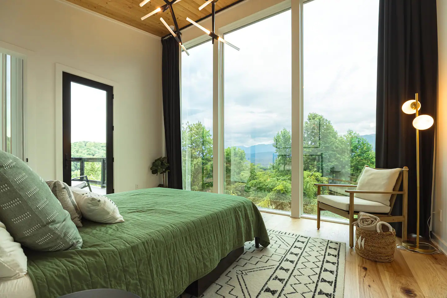 chambre avec baies vitrées maison contemporaine