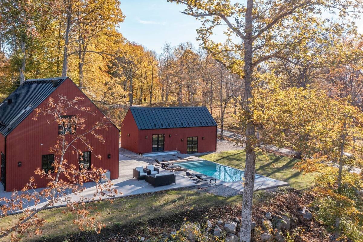 maison en bois et annexe en bois