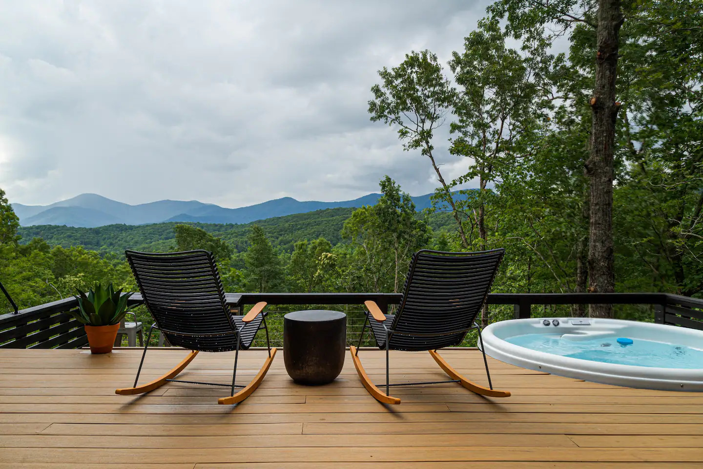 terrasse avec spa intégré