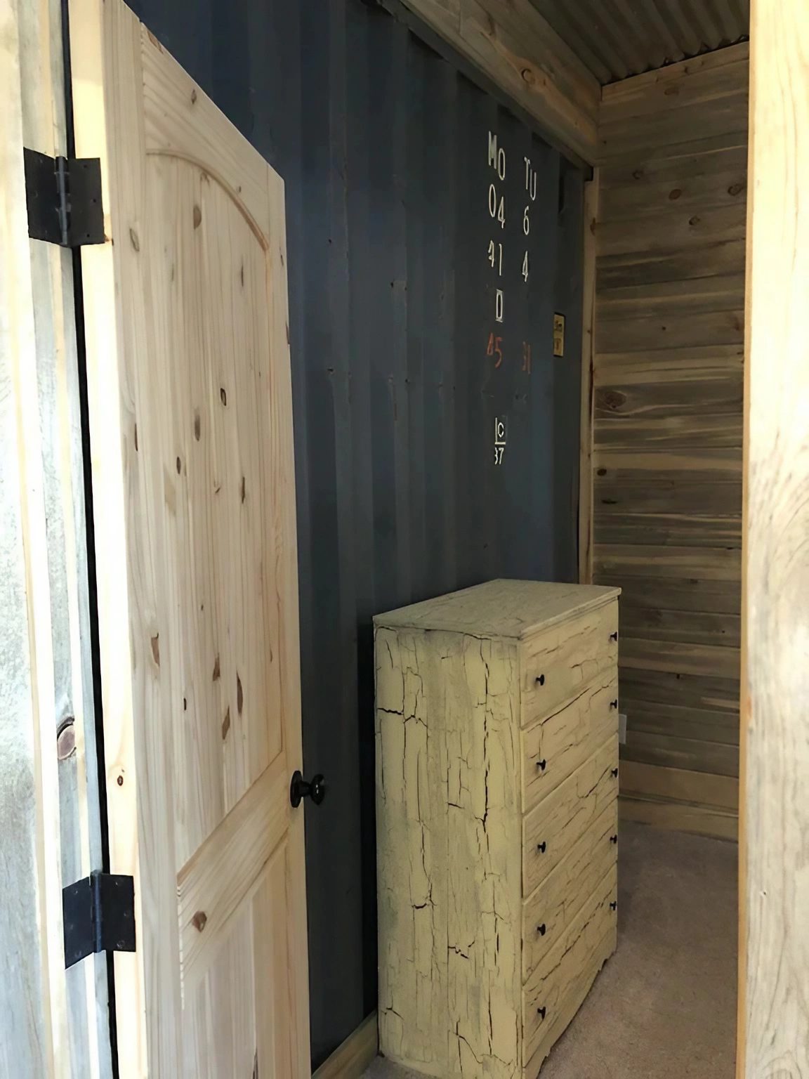 entrée avec commode bois entrée avec commode bois