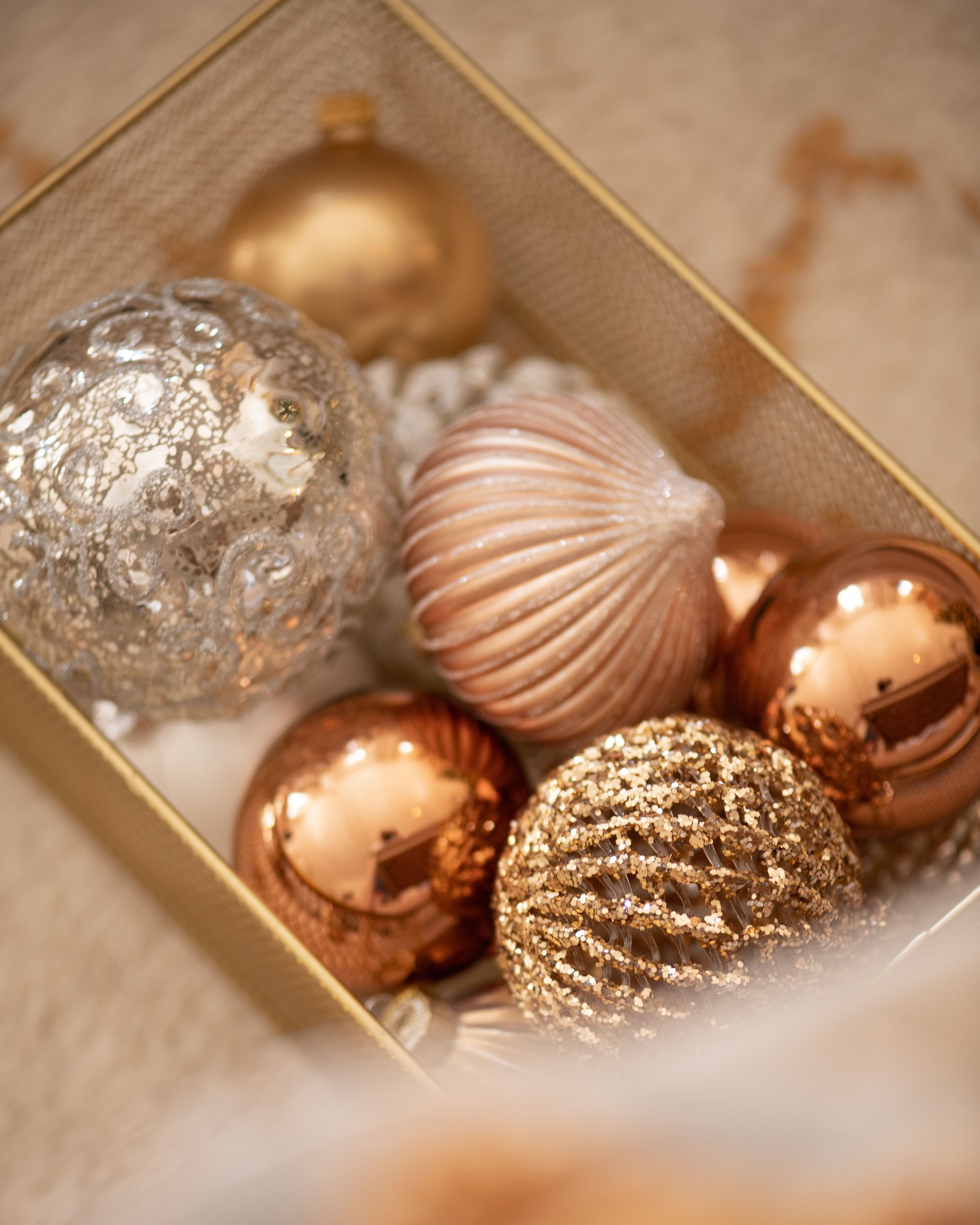 boules Noël or et cuivre