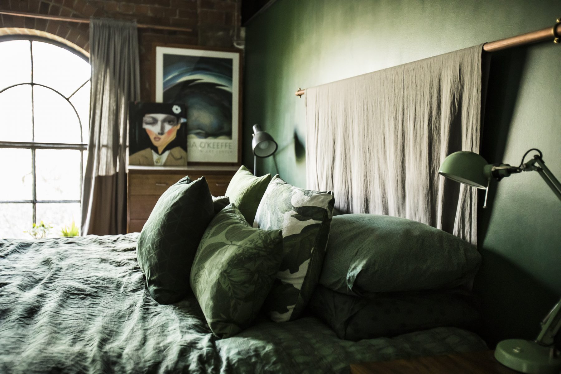 chambre verte et briques Spratts Factory chambre verte et briques Spratts Factory