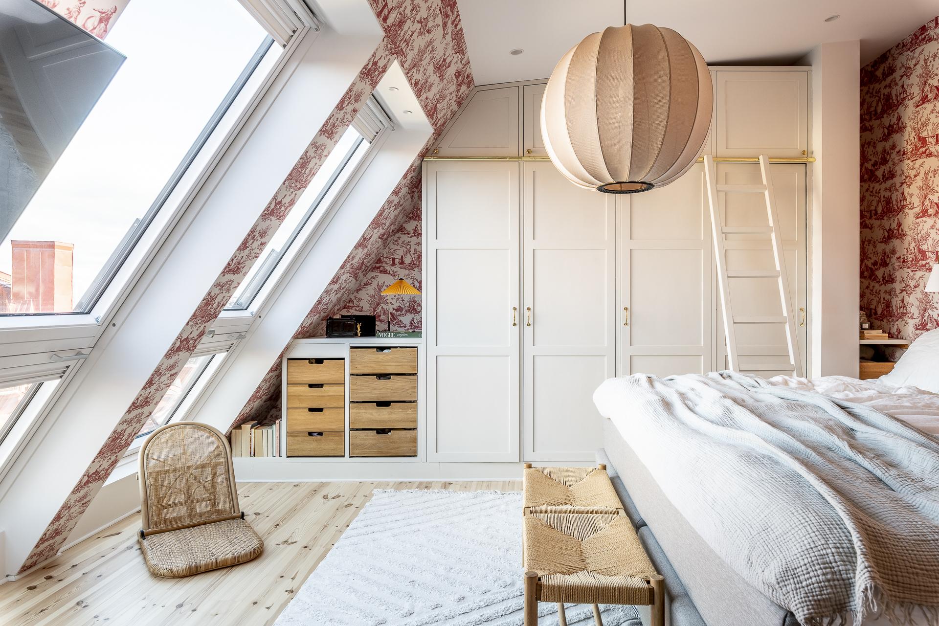 chambre papier-peint toile de Jouy rose
