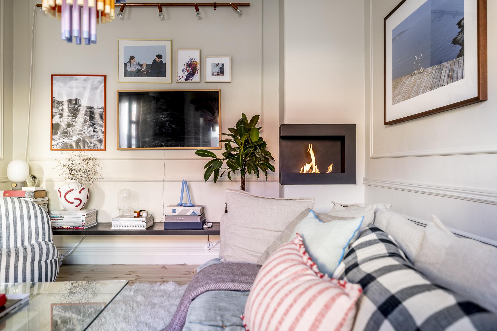 salon avec cheminée décoration scandinave