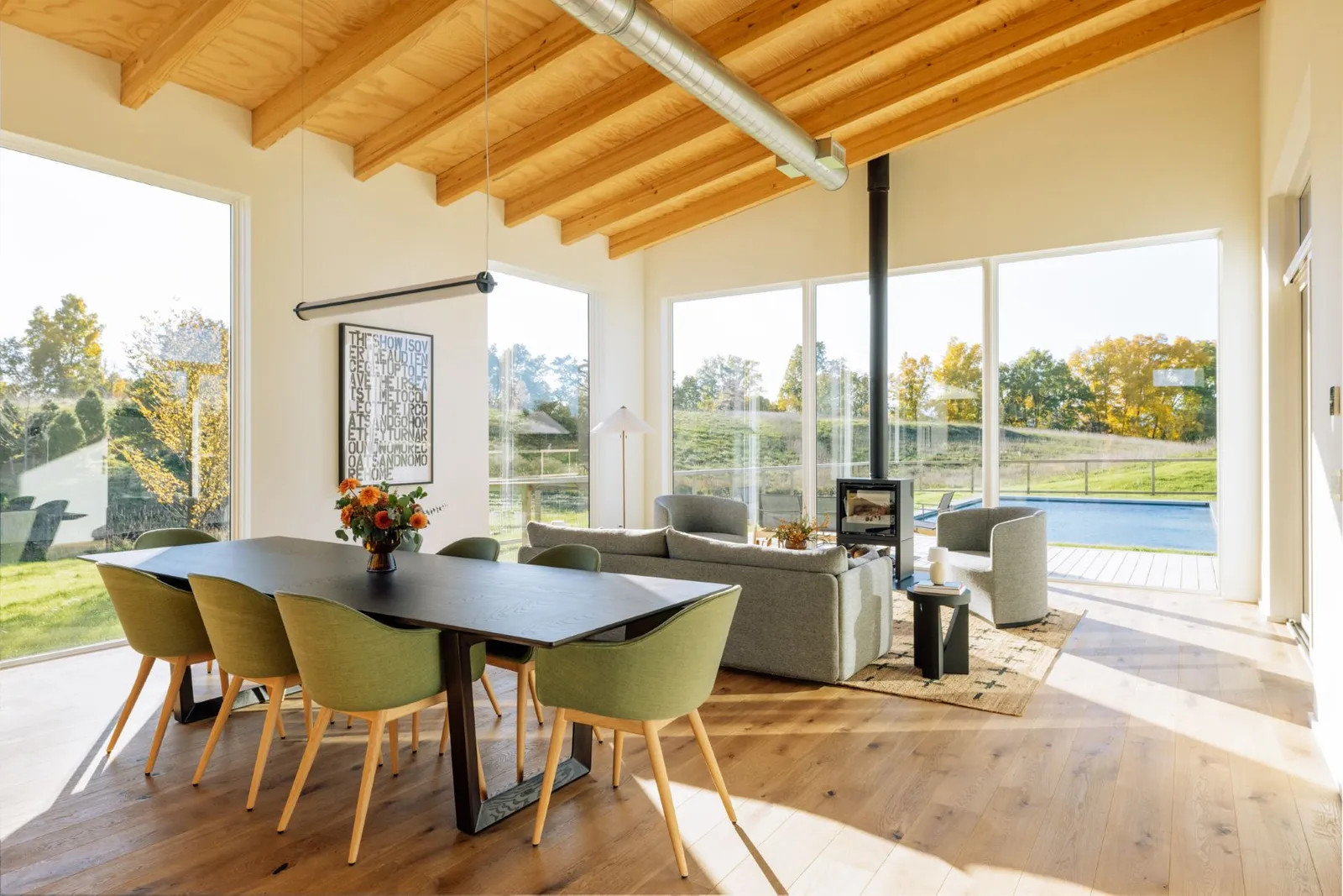 salon avec baies vitrées maison architecte