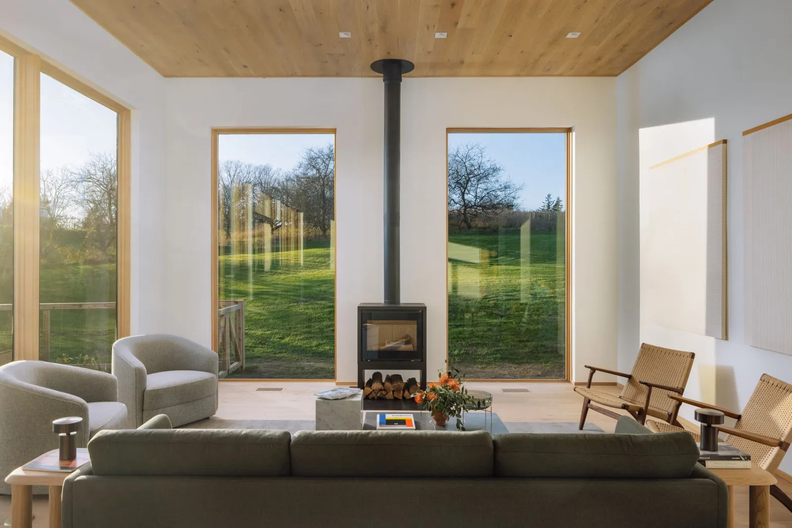 salon maison en bois