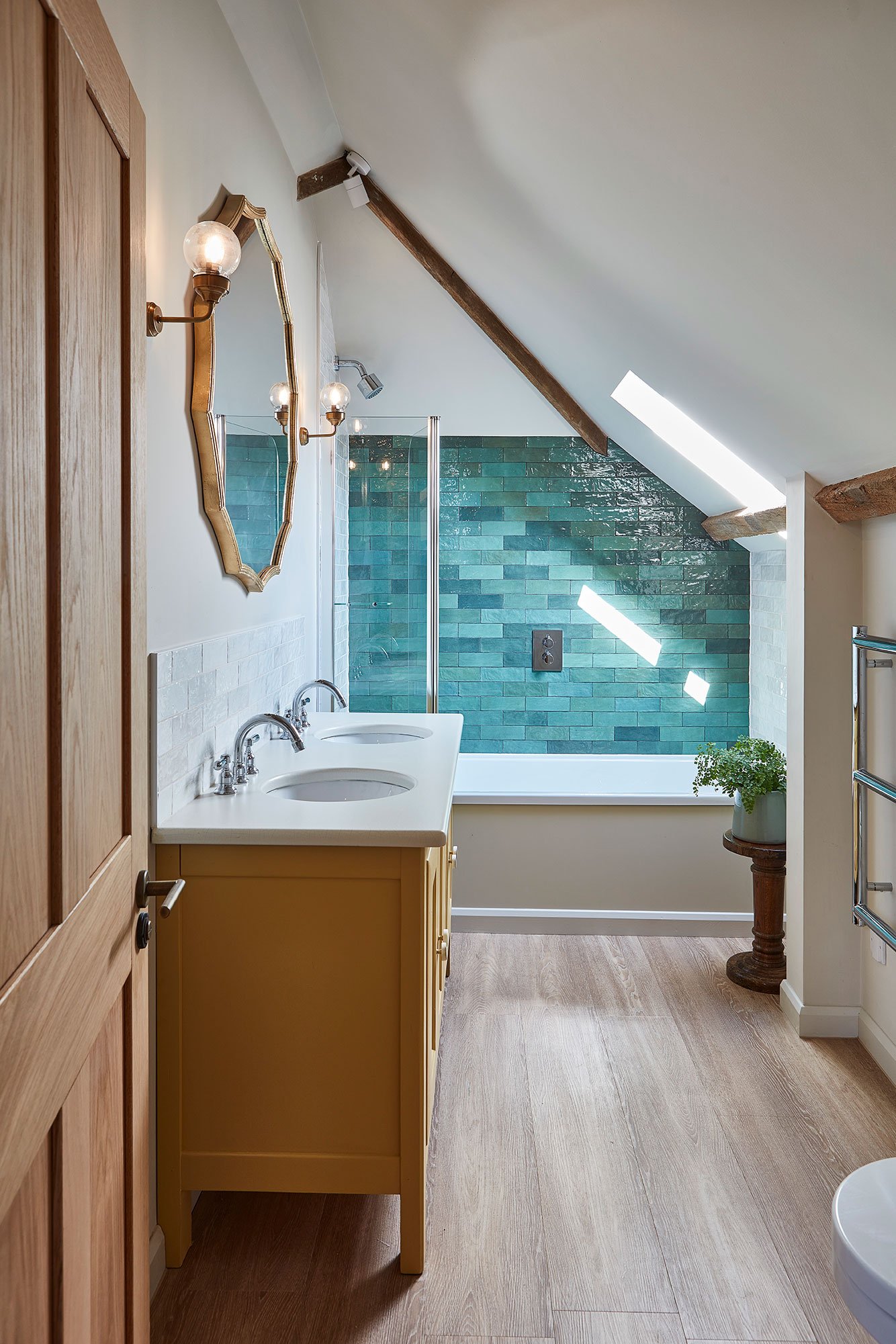 salle de bain mansardée ferme rénovée
