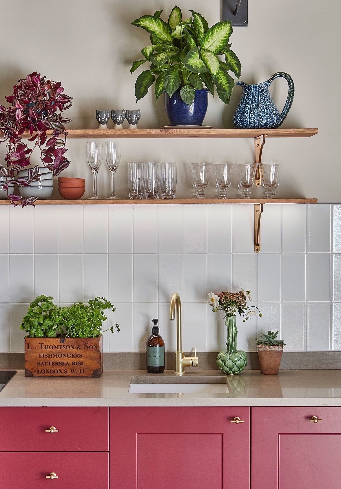 cuisine shaker rouge ferme rénovée