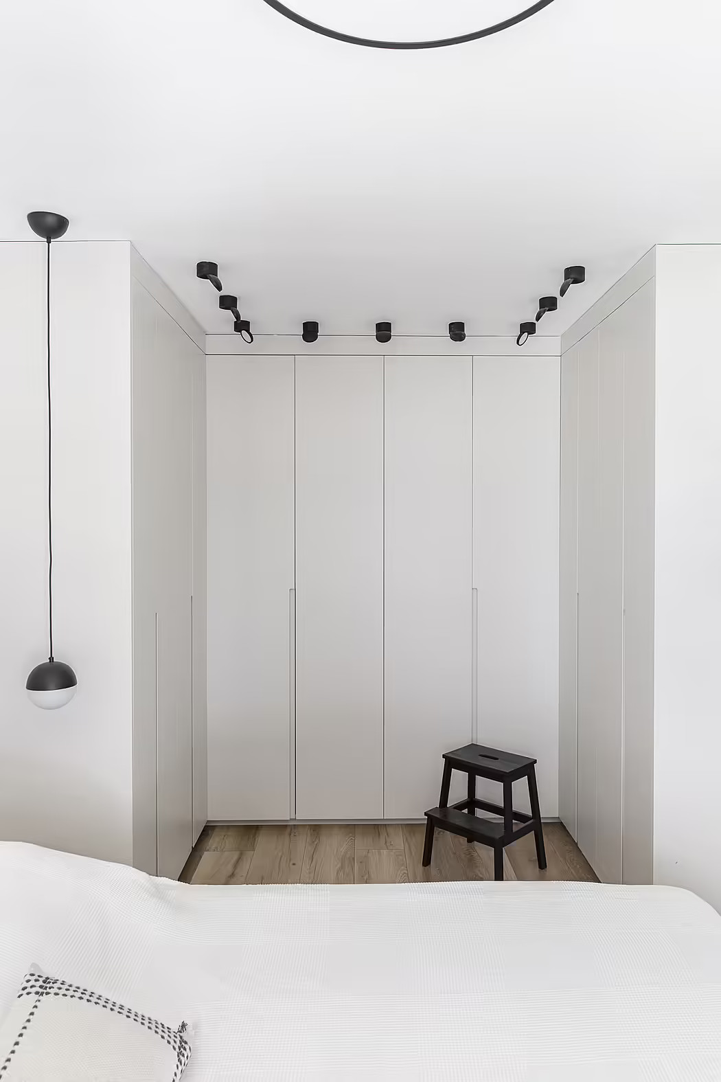 dressing blanc dans chambre