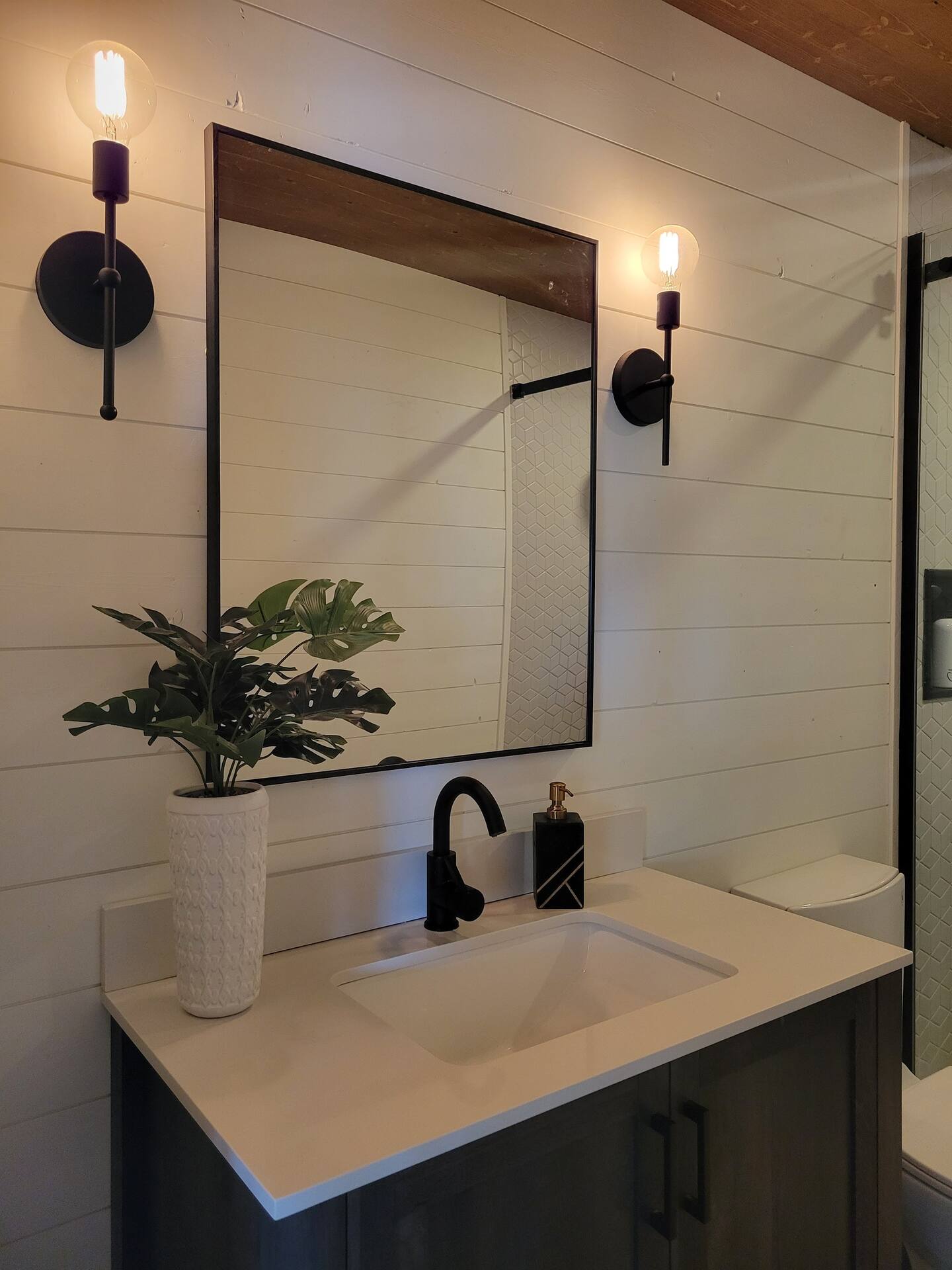 salle de bain blanche et noire salle de bain blanche et noire